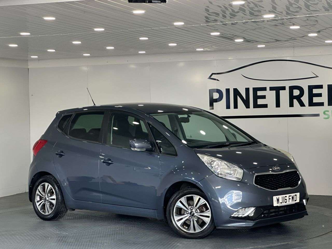 A 2016 KIA VENGA 1.6 CRDi 3 MPV 5dr Diesel Manual Euro 6 (s/s) (114 bhp) A 2016 KIA VENGA 1.6 CRDi 3 MPV 5dr Diesel Manual Euro 6 (s/s) (114 bhp)
