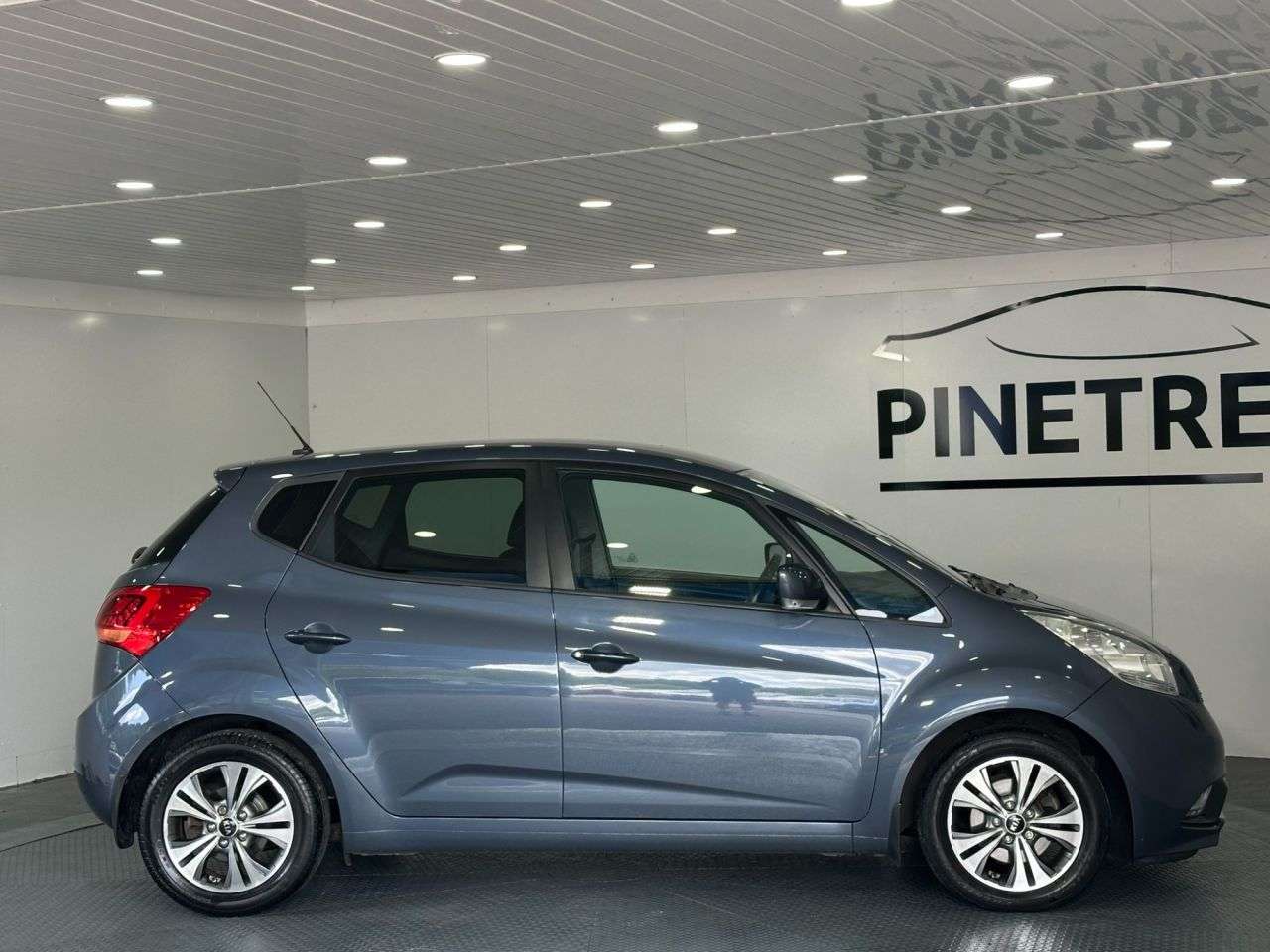 2016 KIA VENGA 2016 KIA VENGA
