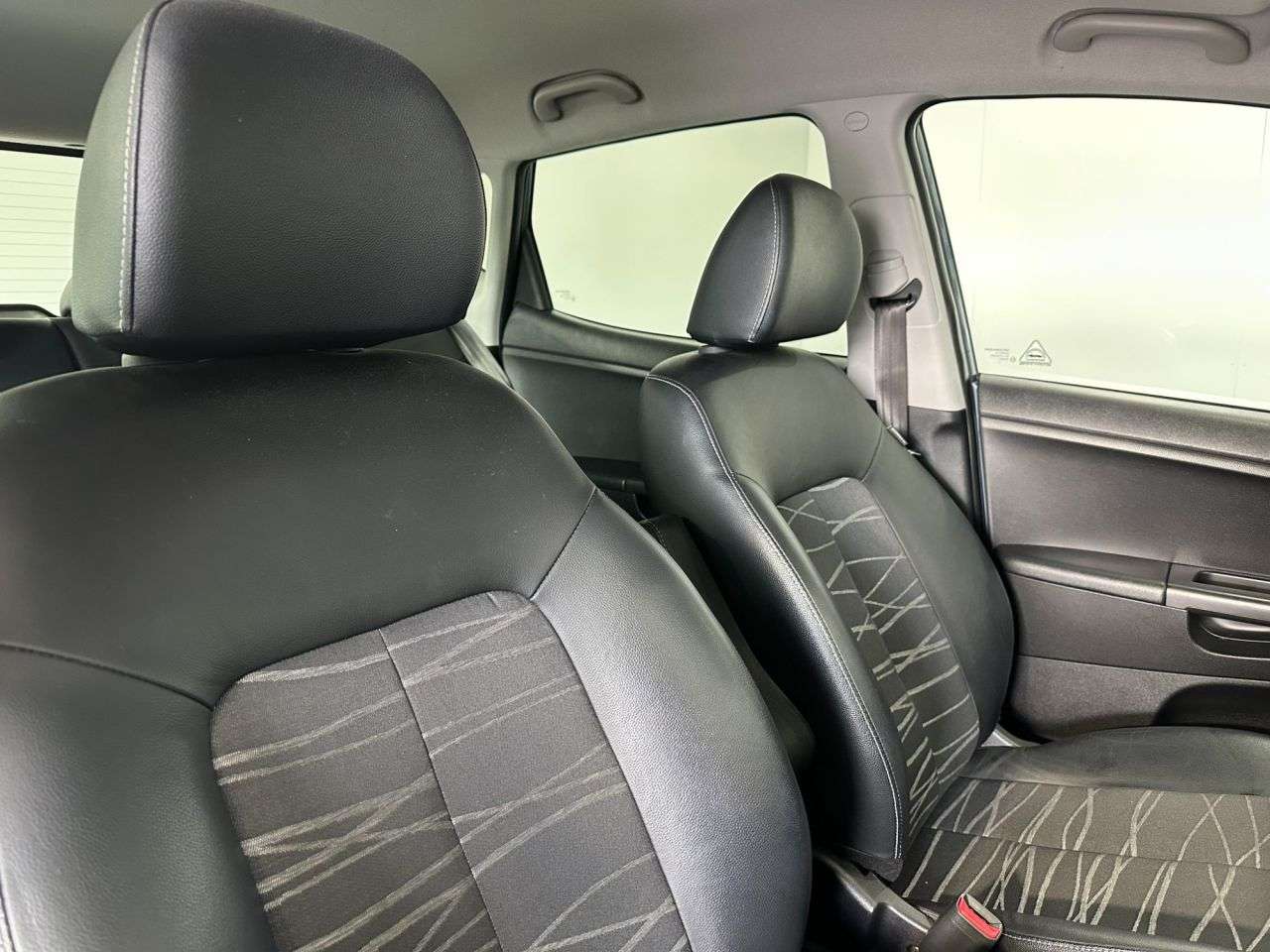 2016 KIA VENGA 2016 KIA VENGA