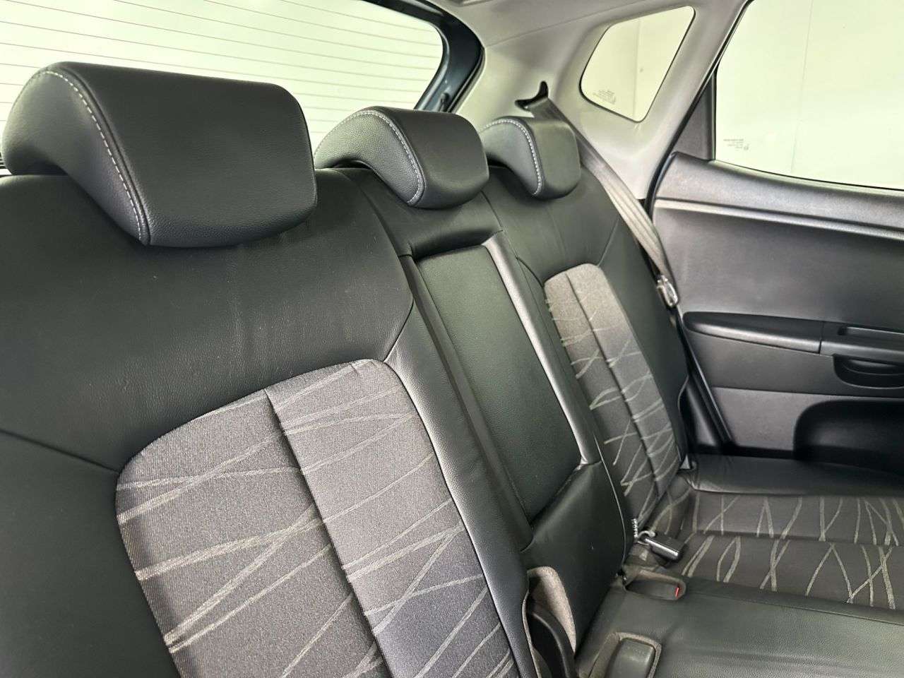 2016 KIA VENGA 2016 KIA VENGA