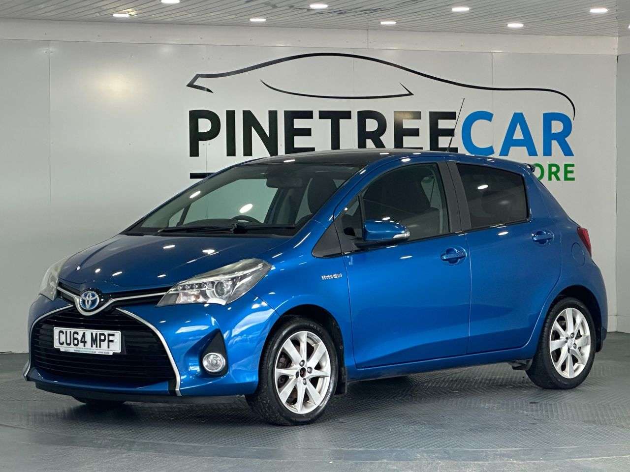 A 2014 TOYOTA YARIS 1.5 VVT-h Excel Hatchback 5dr Petrol Hybrid E-CVT Euro 6 (15in Alloy) (101 A 2014 TOYOTA YARIS 1.5 VVT-h Excel Hatchback 5dr Petrol Hybrid E-CVT Euro 6 (15in Alloy) (101