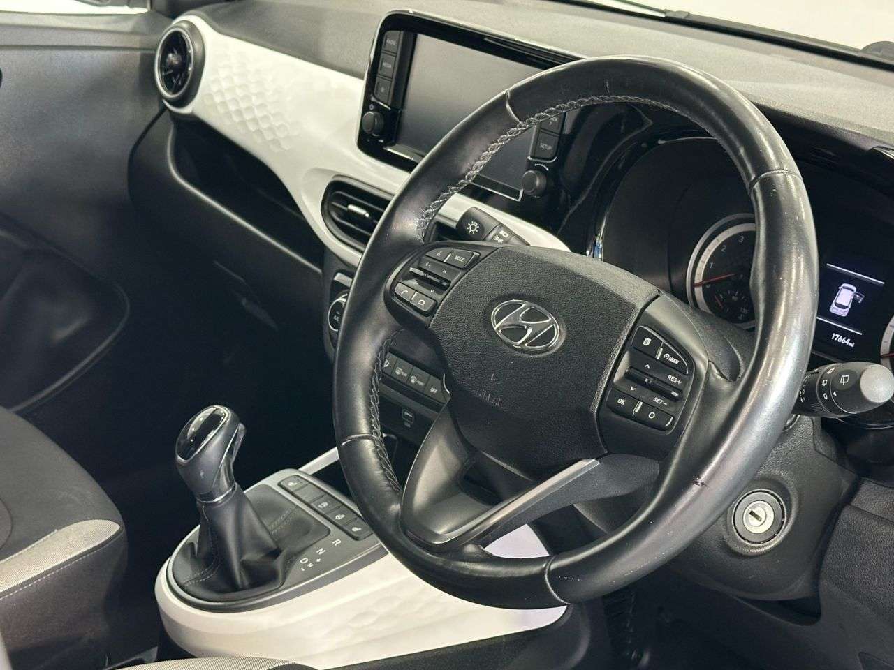 2022 HYUNDAI I10 2022 HYUNDAI I10
