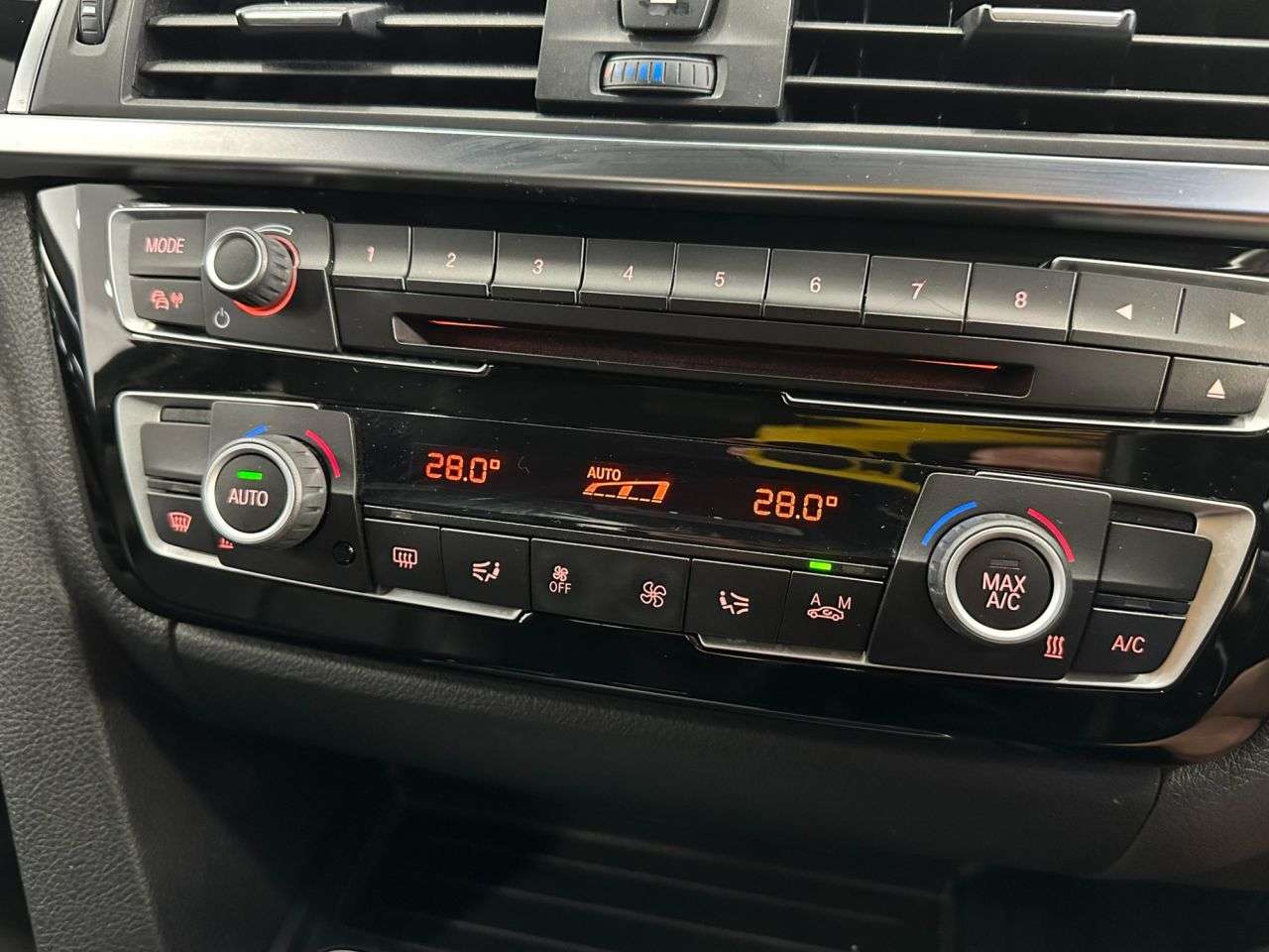 2018 BMW 3 SERIES 2018 BMW 3 SERIES