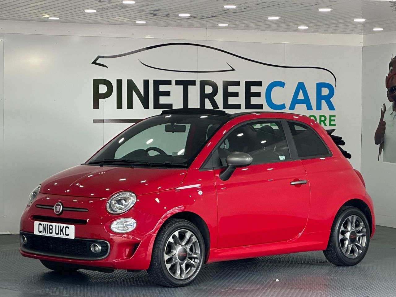 A 2018 FIAT 500C 1.2 S Convertible 2dr Petrol Manual Euro 6 (s/s) (69 bhp) A 2018 FIAT 500C 1.2 S Convertible 2dr Petrol Manual Euro 6 (s/s) (69 bhp)