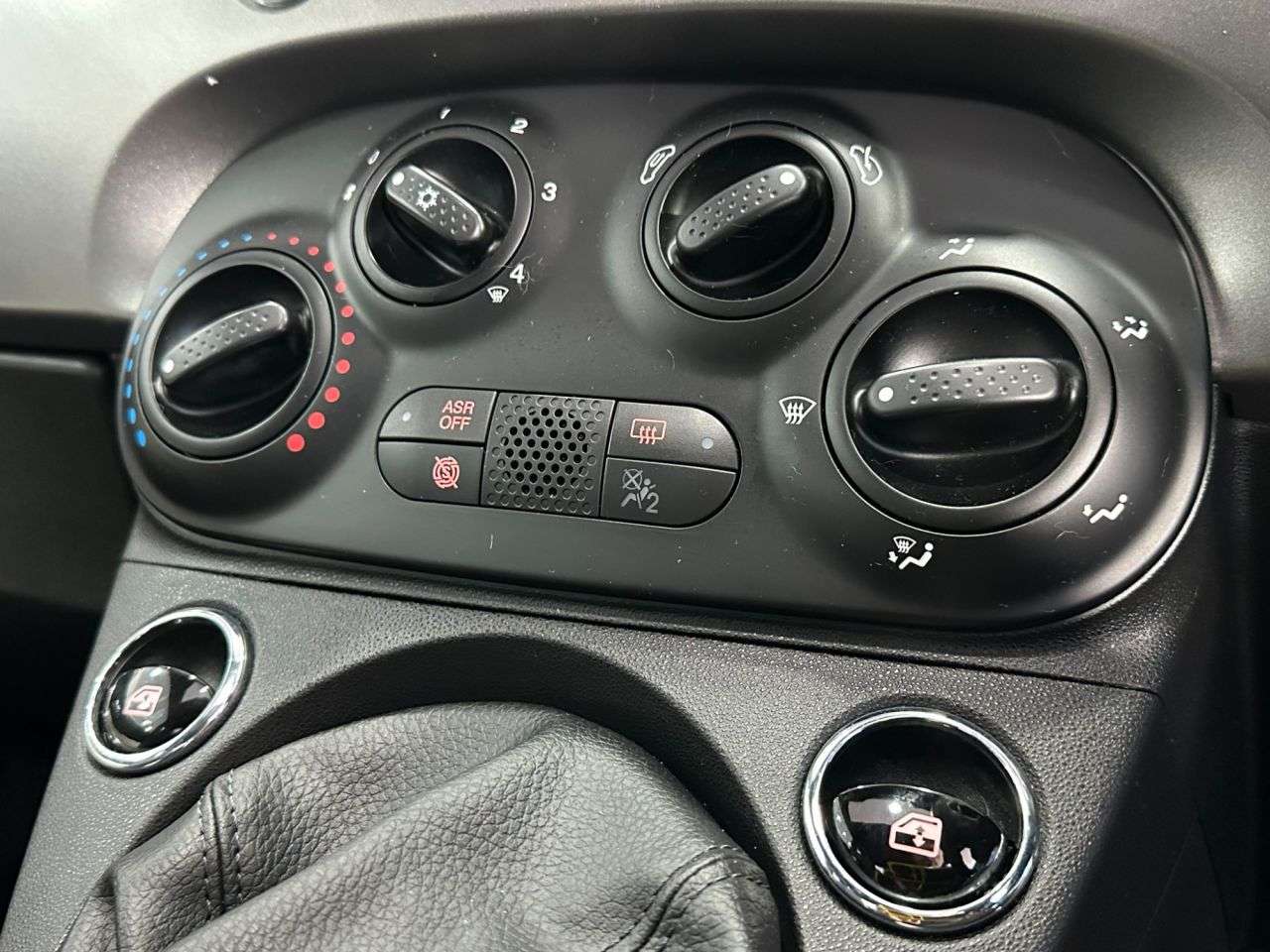 2018 FIAT 500C 2018 FIAT 500C
