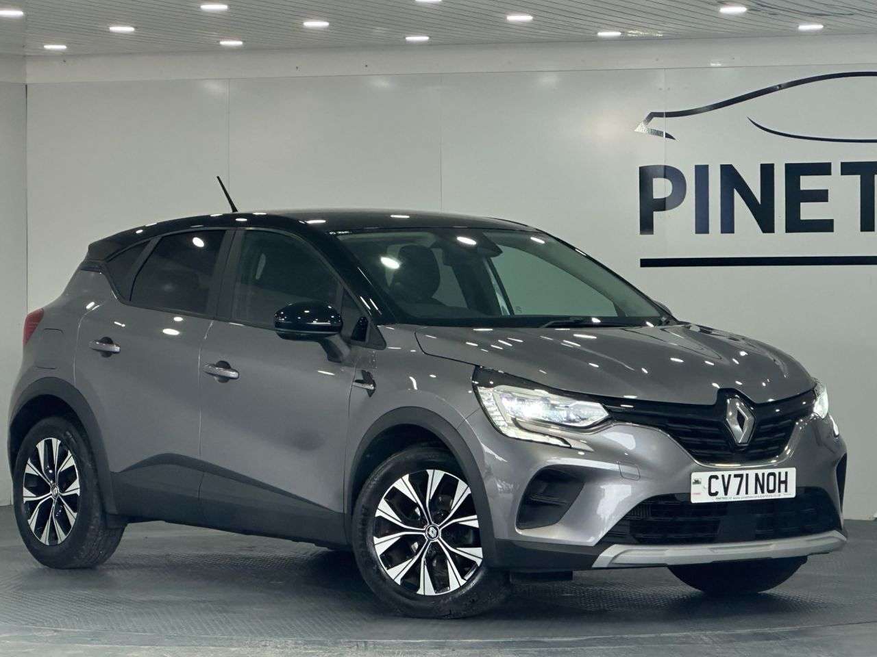 A 2021 RENAULT CAPTUR 1.0 TCe SE Limited SUV 5dr Petrol Manual Euro 6 (s/s) (90 ps) A 2021 RENAULT CAPTUR 1.0 TCe SE Limited SUV 5dr Petrol Manual Euro 6 (s/s) (90 ps)