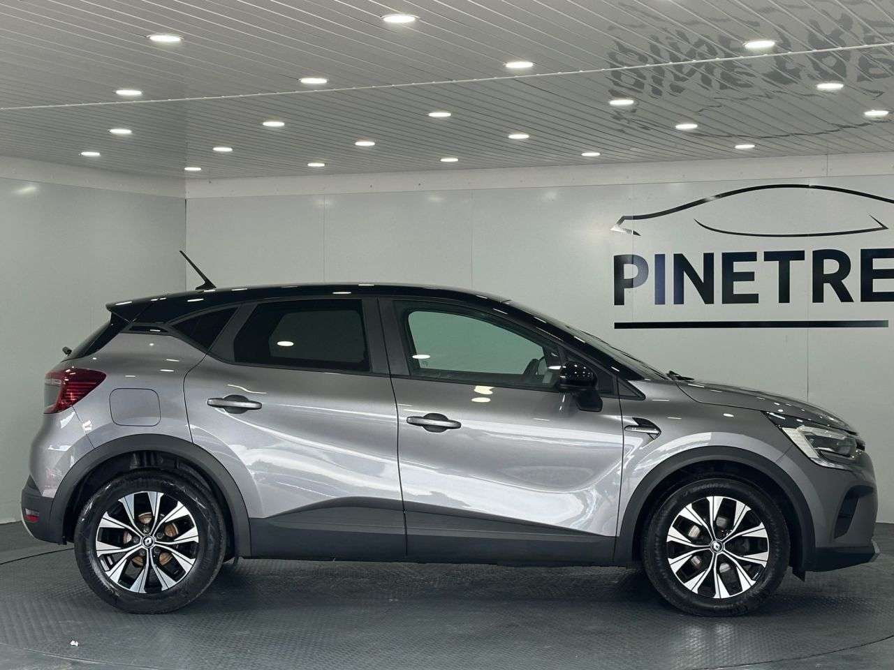 2021 RENAULT CAPTUR 2021 RENAULT CAPTUR