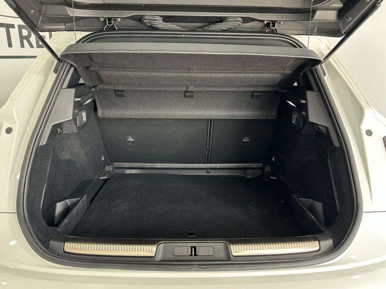 2023 DS AUTOMOBILES DS 7 2023 DS AUTOMOBILES DS 7