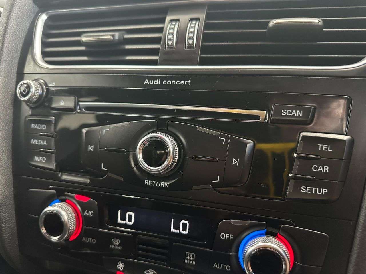 2015 AUDI A4 AVANT 2015 AUDI A4 AVANT