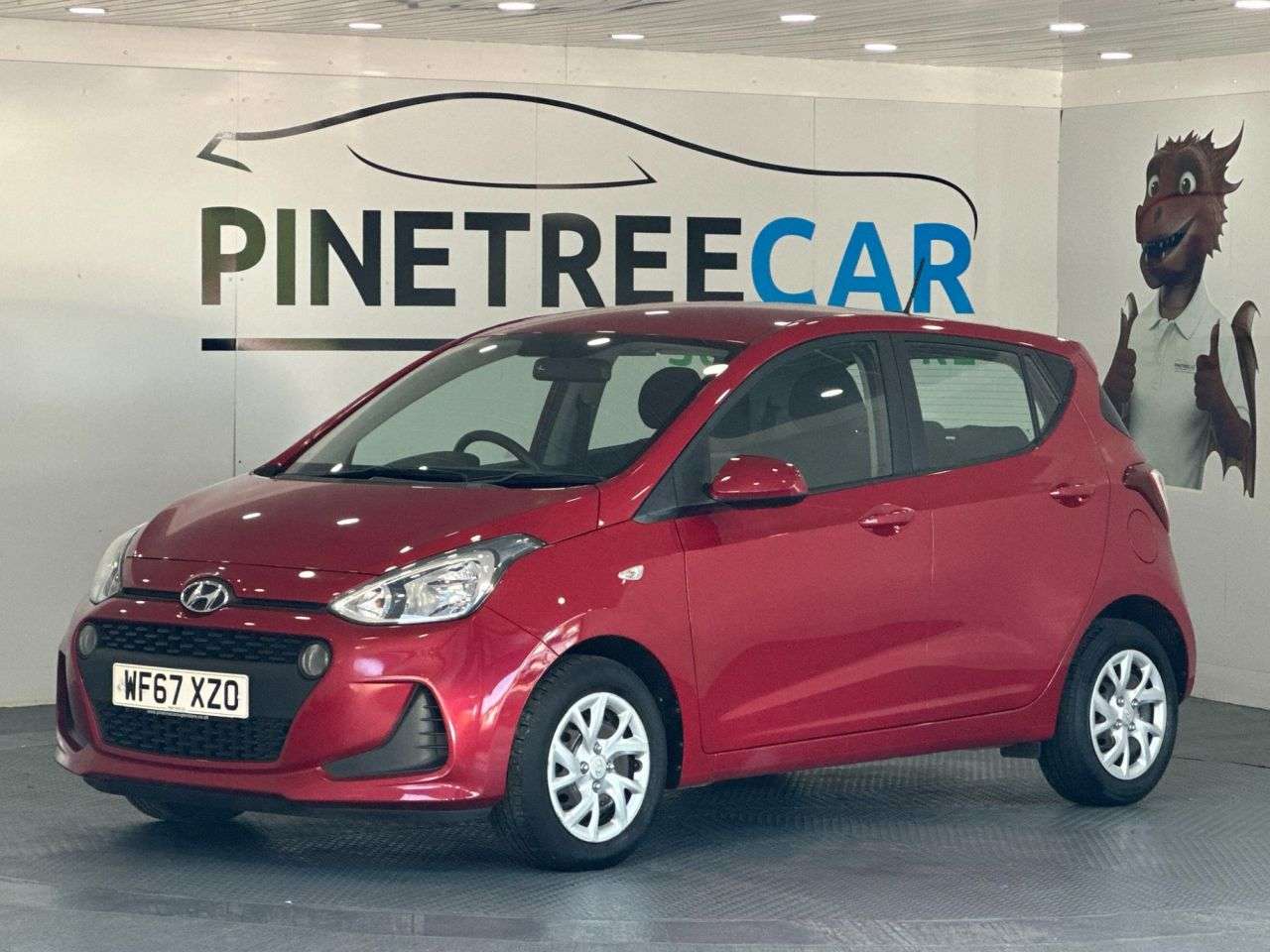 A 2017 HYUNDAI I10 1.0 SE Hatchback 5dr Petrol Manual Euro 6 (66 ps) A 2017 HYUNDAI I10 1.0 SE Hatchback 5dr Petrol Manual Euro 6 (66 ps)