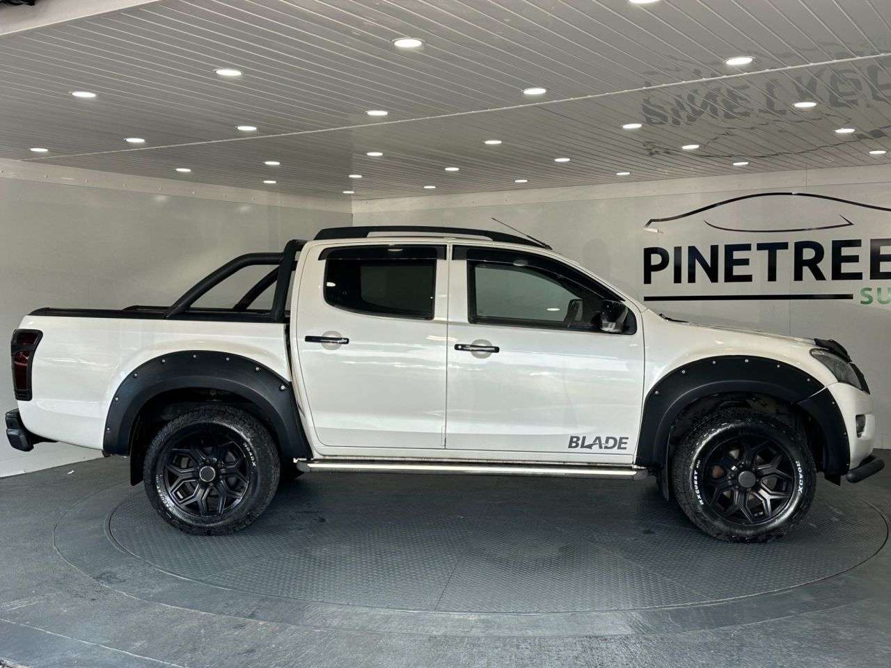 2017 ISUZU D-MAX 2017 ISUZU D-MAX