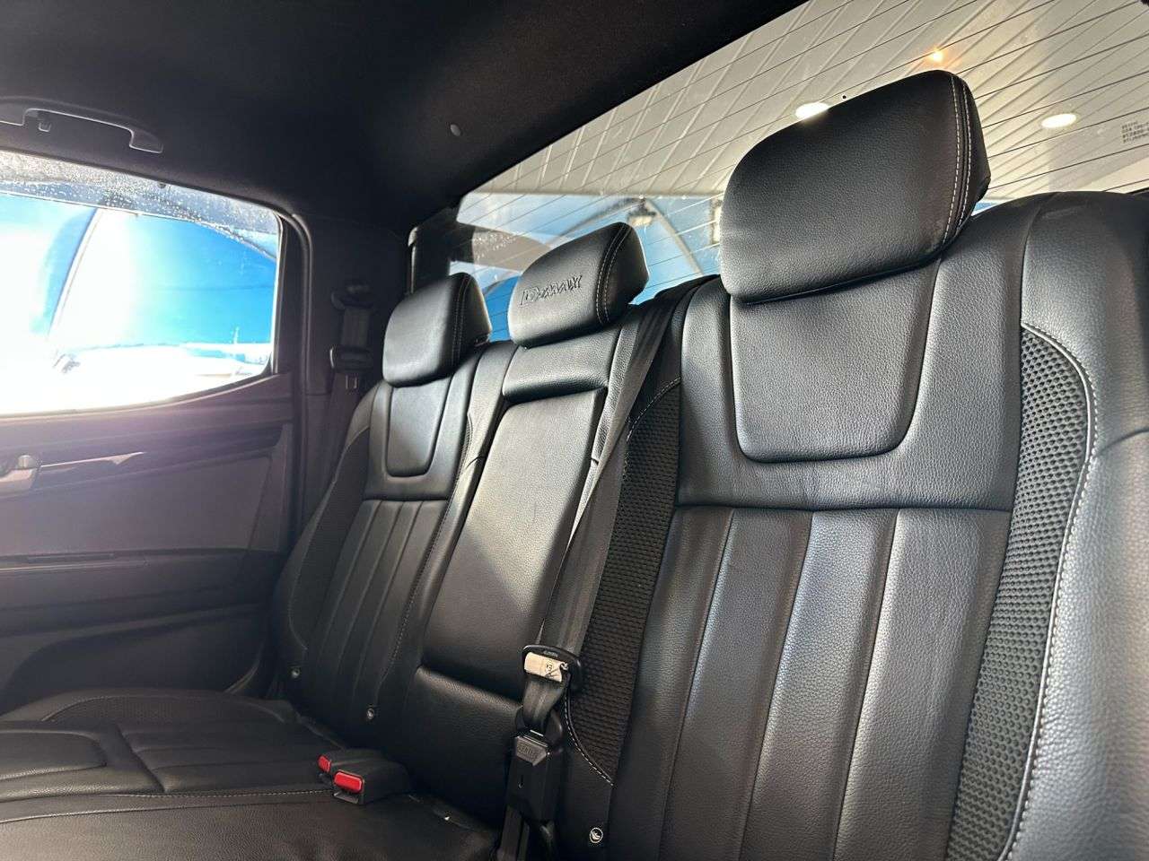 2017 ISUZU D-MAX 2017 ISUZU D-MAX