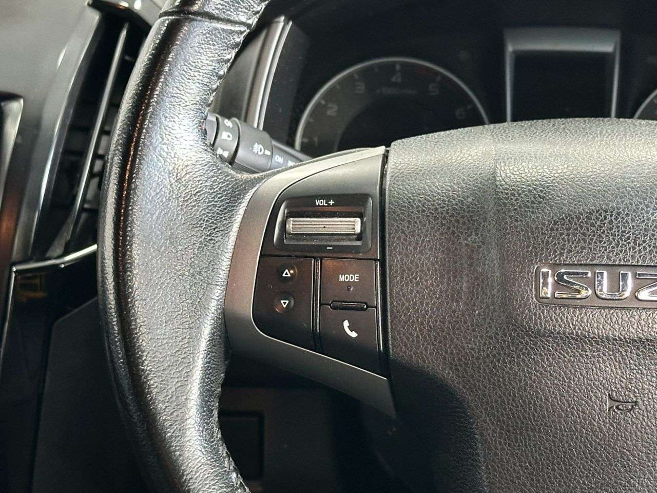 2017 ISUZU D-MAX 2017 ISUZU D-MAX