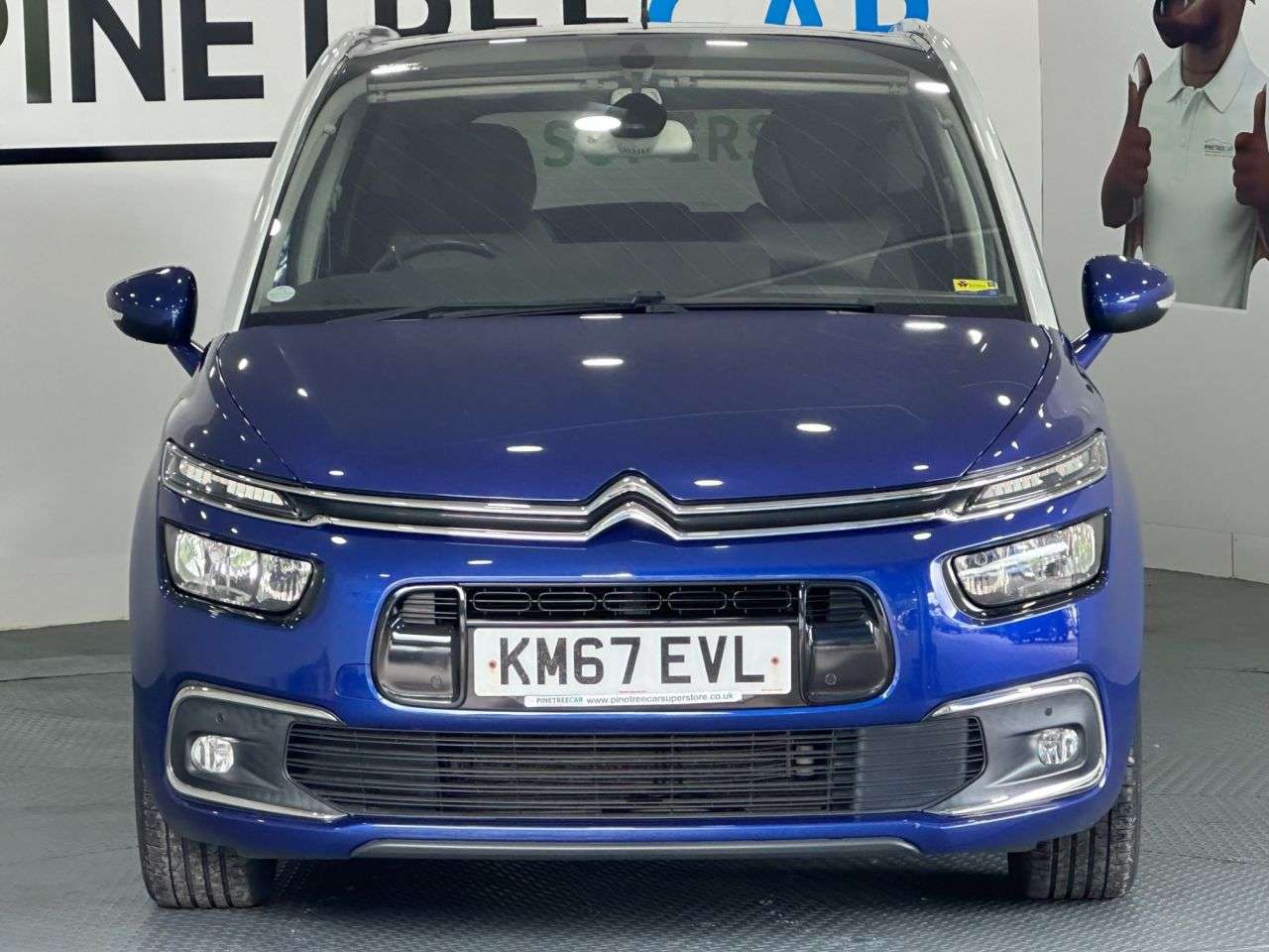 A 2017 CITROEN GRAND C4 PICASSO 1.6 BlueHDi Flair MPV 5dr Diesel EAT6 Euro 6 (s/s) (120 ps) A 2017 CITROEN GRAND C4 PICASSO 1.6 BlueHDi Flair MPV 5dr Diesel EAT6 Euro 6 (s/s) (120 ps)