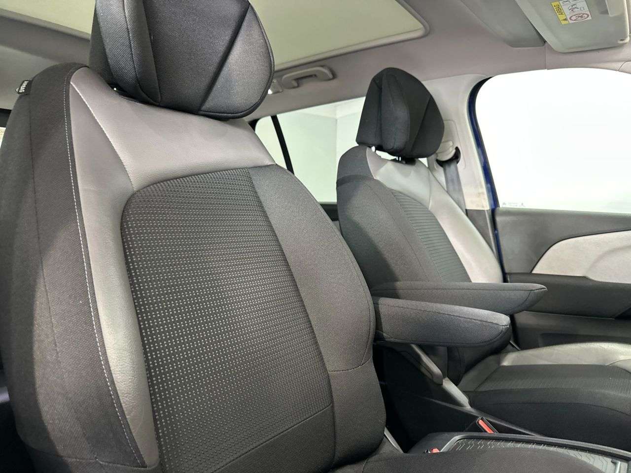 2017 CITROEN GRAND C4 PICASSO 2017 CITROEN GRAND C4 PICASSO