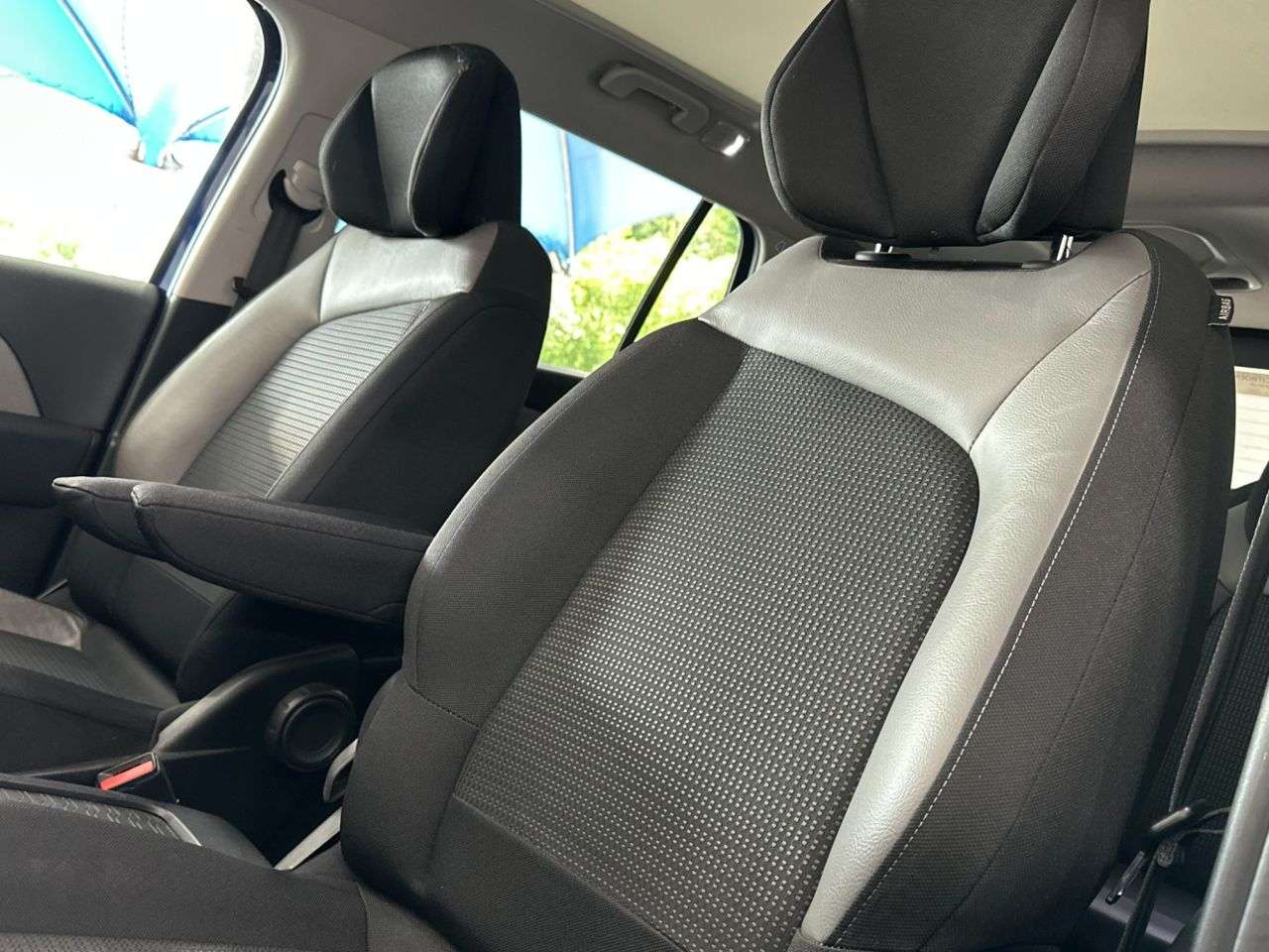 2017 CITROEN GRAND C4 PICASSO 2017 CITROEN GRAND C4 PICASSO