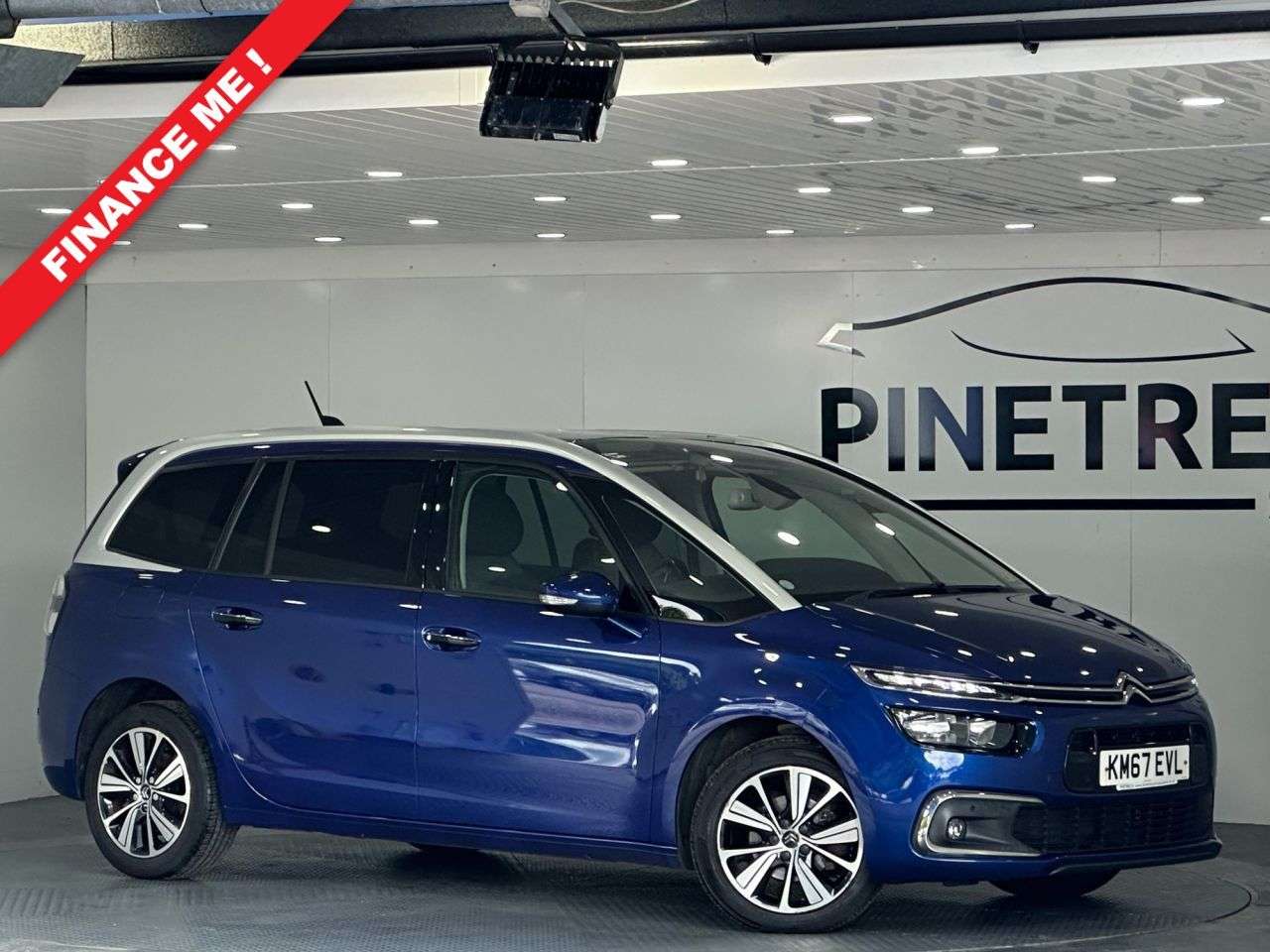 A 2017 CITROEN GRAND C4 PICASSO 1.6 BlueHDi Flair MPV 5dr Diesel EAT6 Euro 6 (s/s) (120 ps) A 2017 CITROEN GRAND C4 PICASSO 1.6 BlueHDi Flair MPV 5dr Diesel EAT6 Euro 6 (s/s) (120 ps)