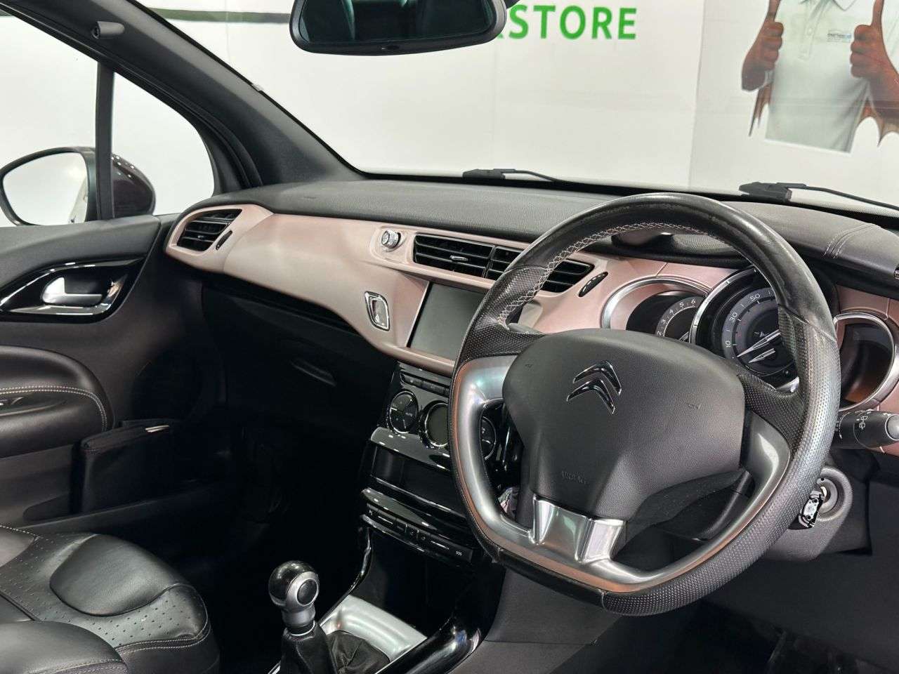 2017 DS AUTOMOBILES DS 3 2017 DS AUTOMOBILES DS 3