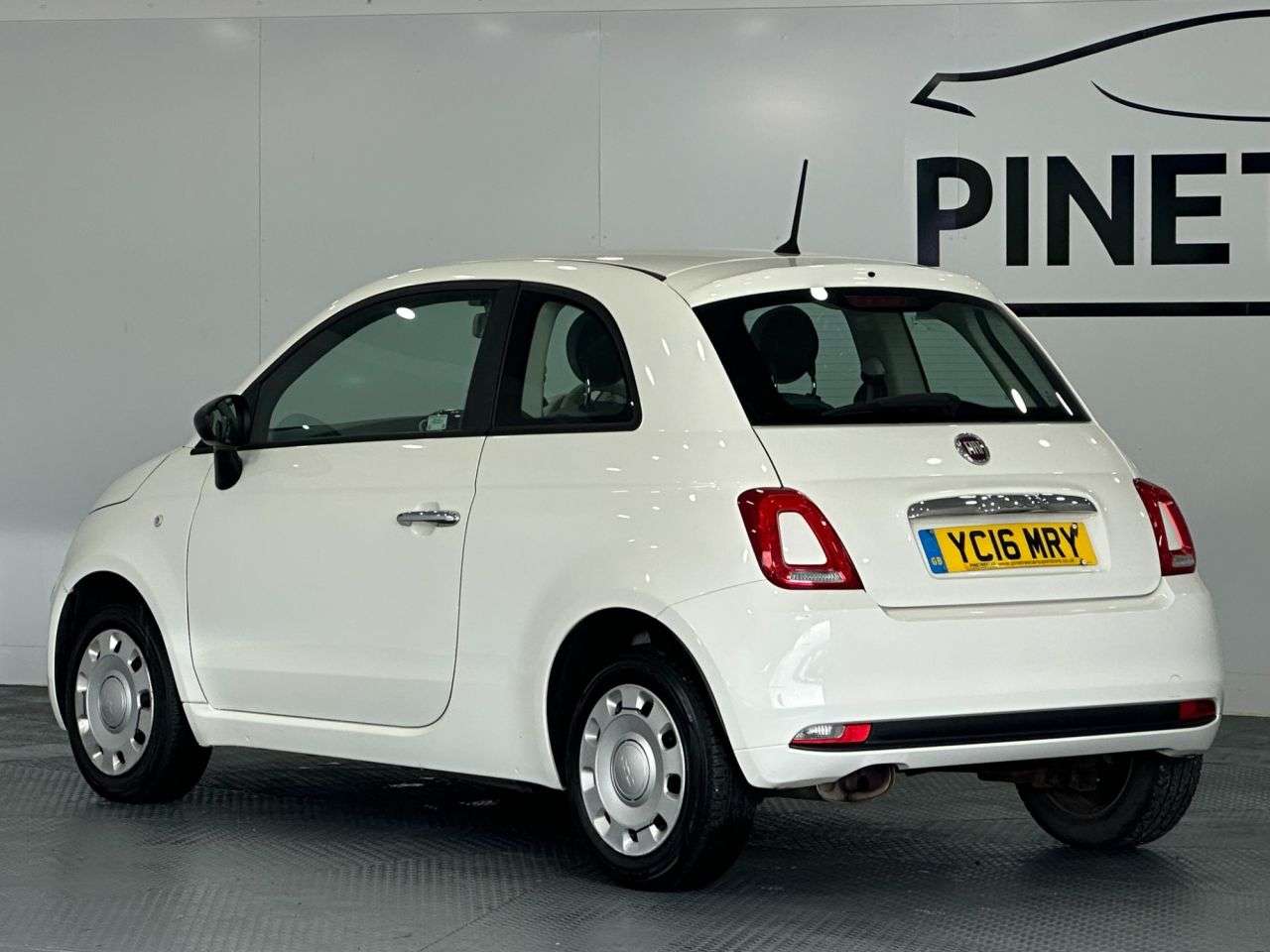 2016 FIAT 500 2016 FIAT 500