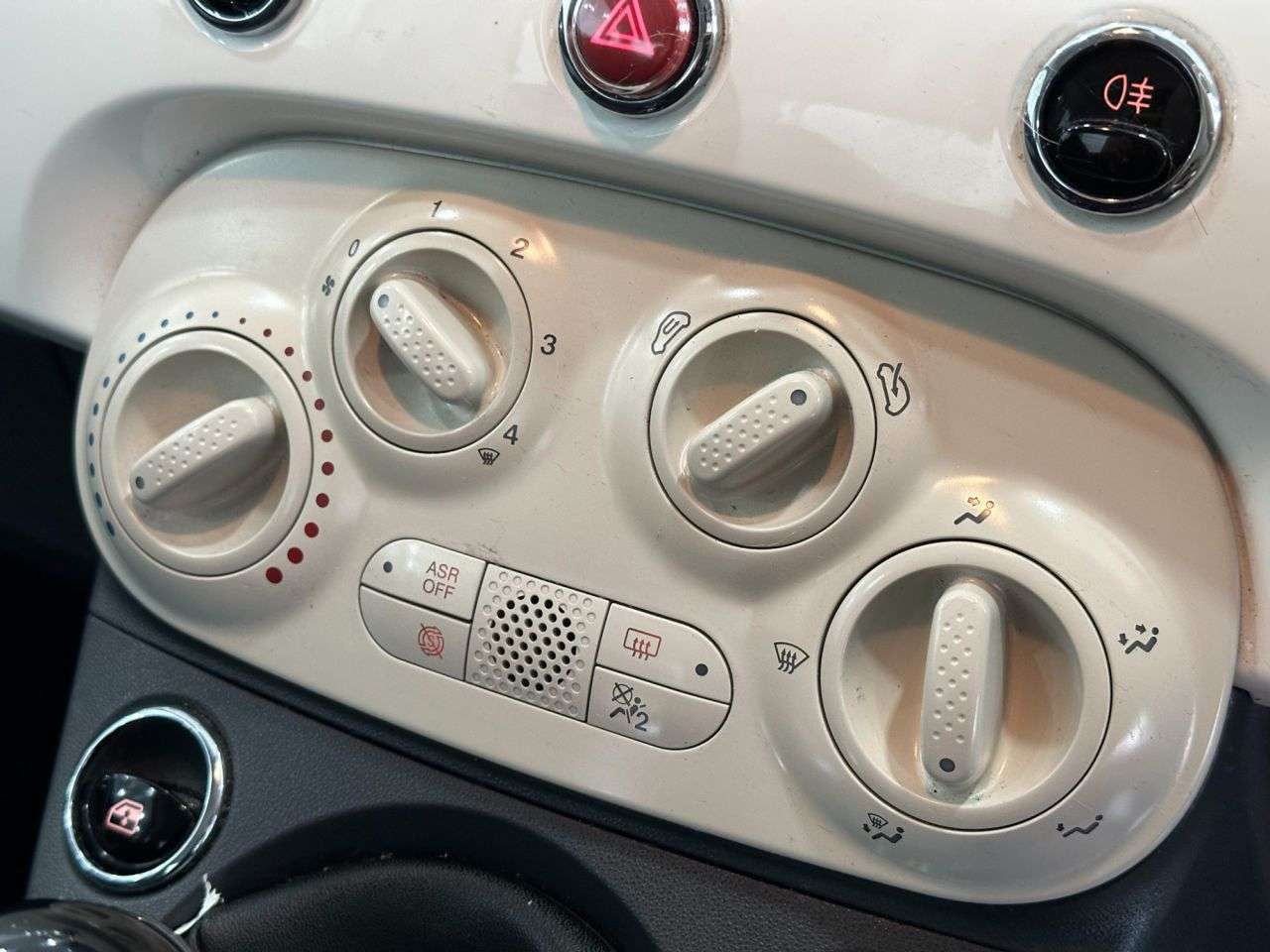 2016 FIAT 500 2016 FIAT 500