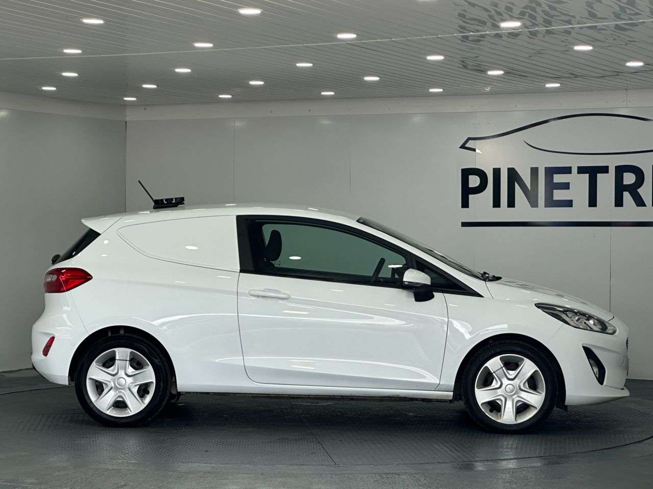 2020 FORD FIESTA VAN 2020 FORD FIESTA VAN