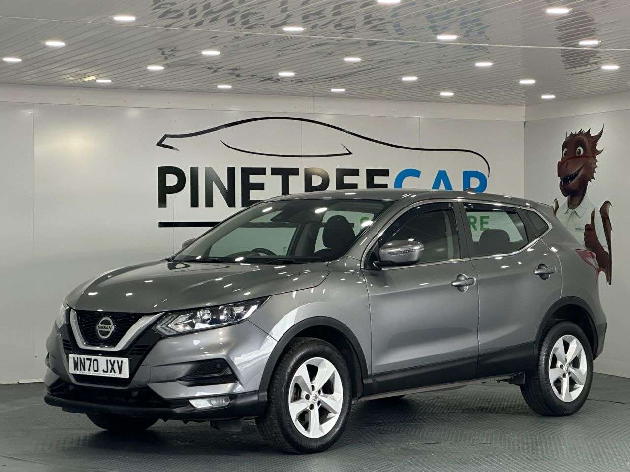 A 2020 NISSAN QASHQAI 1.3 DIG-T Acenta Premium SUV 5dr Petrol DCT Auto Euro 6 (s/s) (160 ps) A 2020 NISSAN QASHQAI 1.3 DIG-T Acenta Premium SUV 5dr Petrol DCT Auto Euro 6 (s/s) (160 ps)