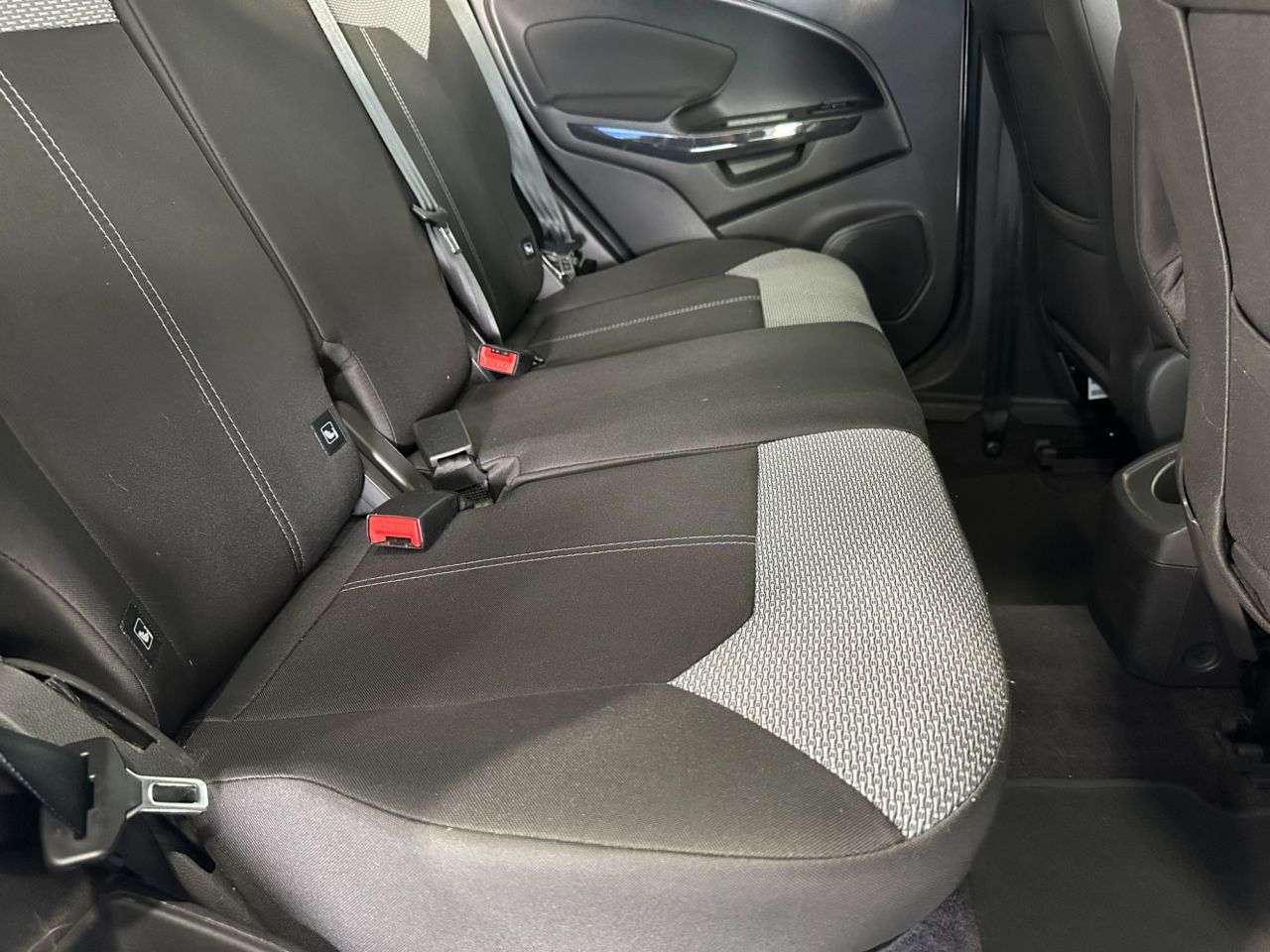 2015 FORD ECOSPORT 2015 FORD ECOSPORT