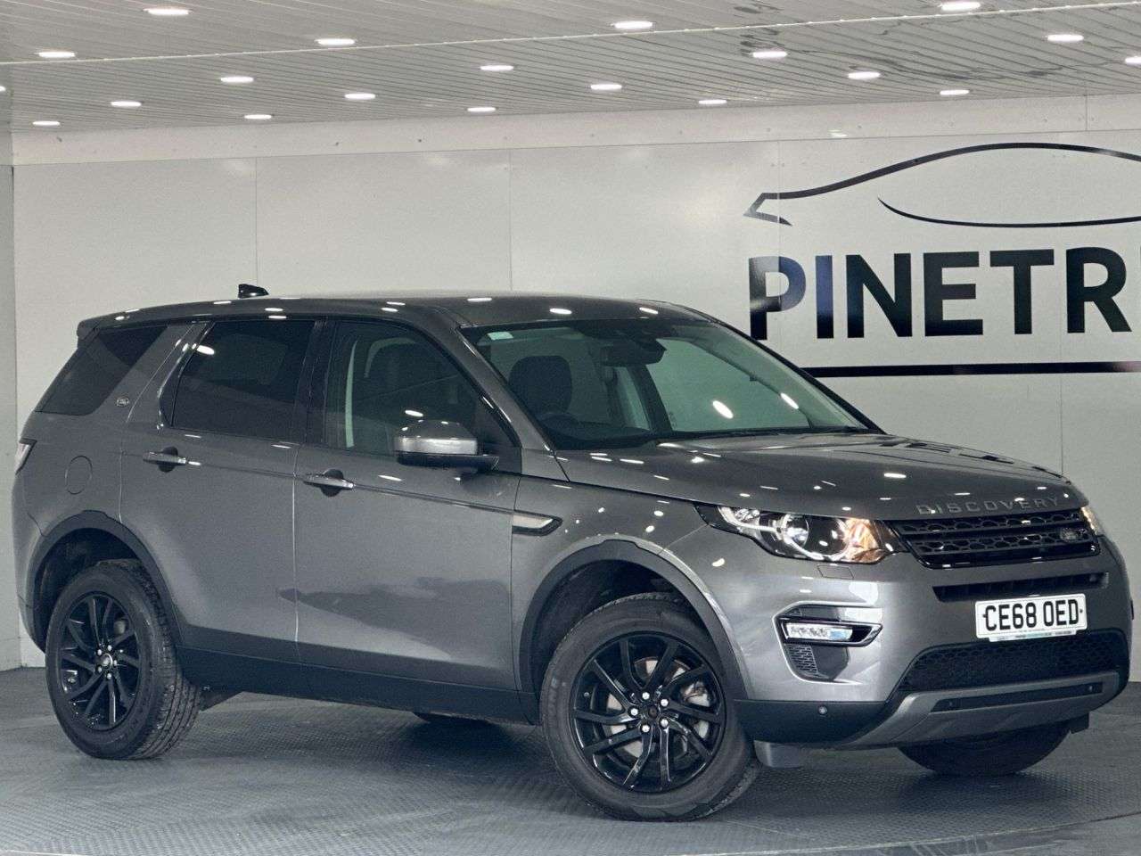 A 2018 LAND ROVER DISCOVERY SPORT 2.0 TD4 SE Tech SUV 5dr Diesel Auto 4WD Euro 6 (s/s) (180 ps) A 2018 LAND ROVER DISCOVERY SPORT 2.0 TD4 SE Tech SUV 5dr Diesel Auto 4WD Euro 6 (s/s) (180 ps)