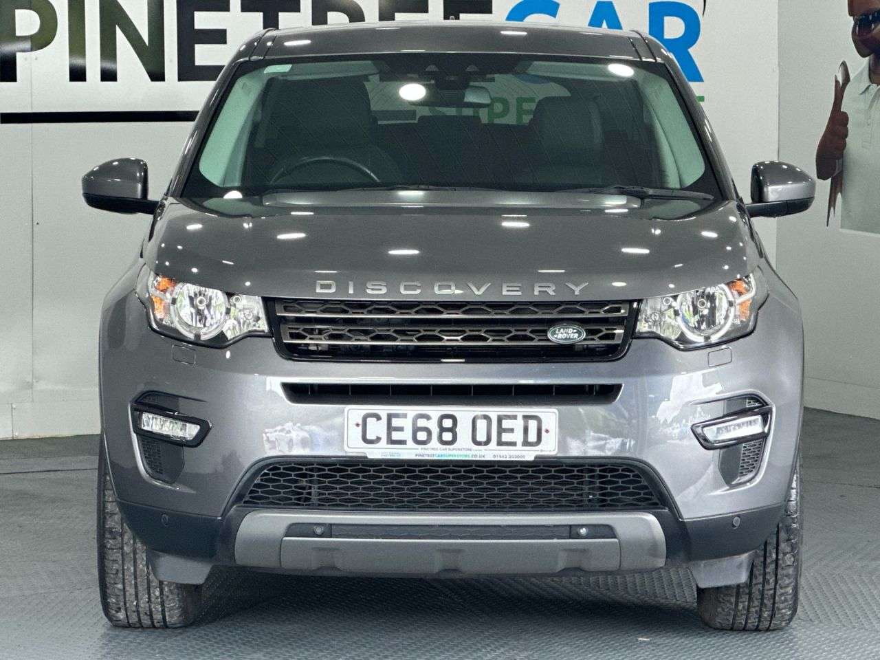 A 2018 LAND ROVER DISCOVERY SPORT 2.0 TD4 SE Tech SUV 5dr Diesel Auto 4WD Euro 6 (s/s) (180 ps) A 2018 LAND ROVER DISCOVERY SPORT 2.0 TD4 SE Tech SUV 5dr Diesel Auto 4WD Euro 6 (s/s) (180 ps)