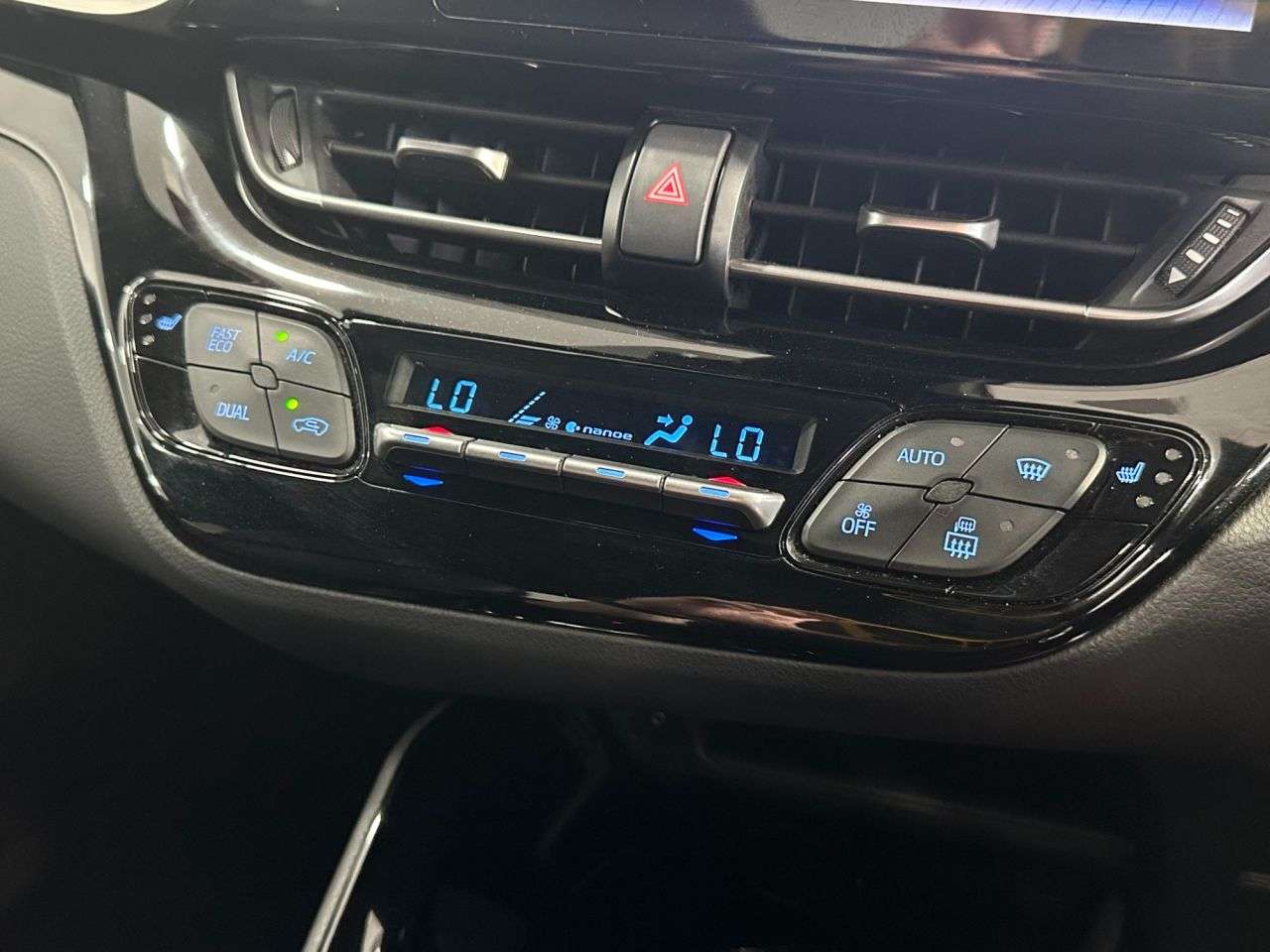 2018 TOYOTA C-HR 2018 TOYOTA C-HR