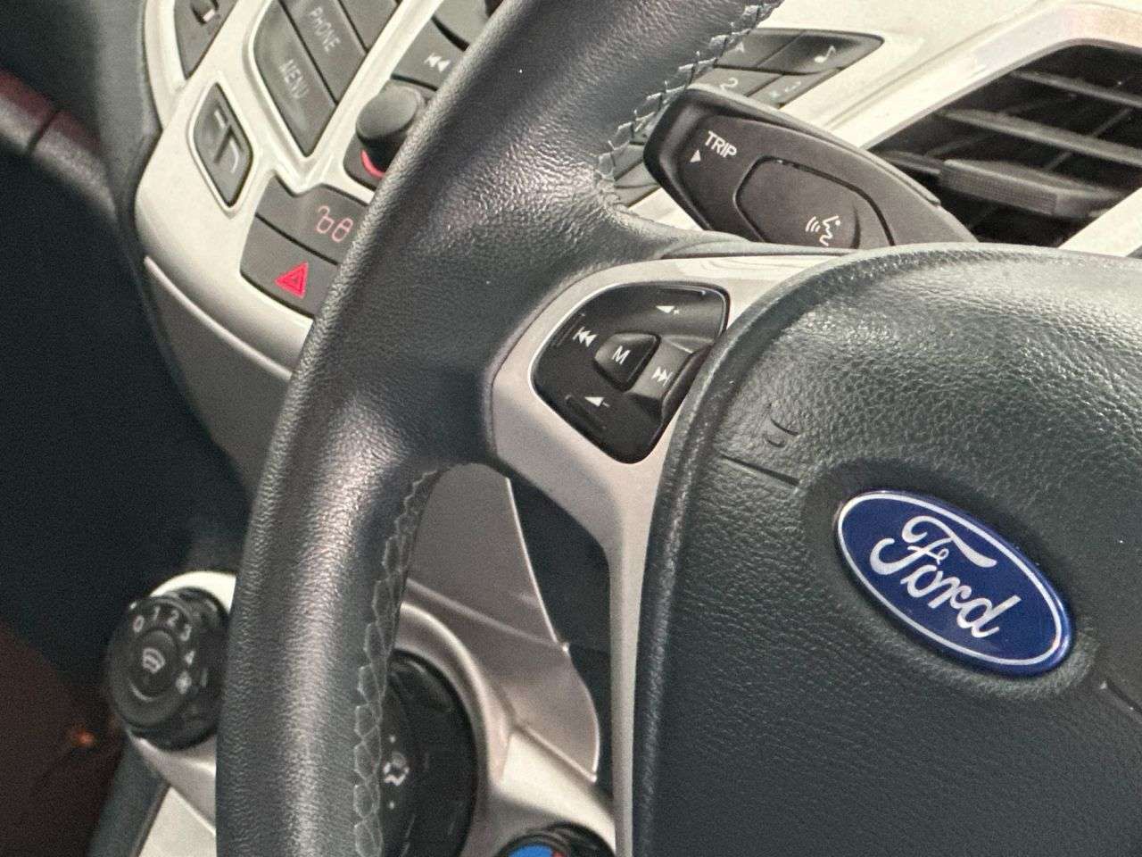 2012 FORD FIESTA 2012 FORD FIESTA
