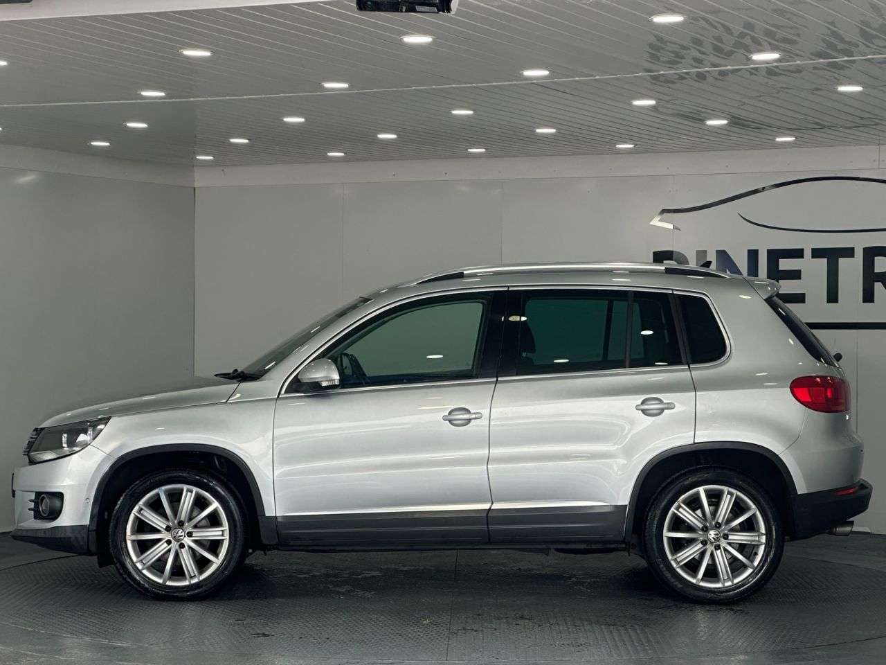 2016 VOLKSWAGEN TIGUAN 2016 VOLKSWAGEN TIGUAN