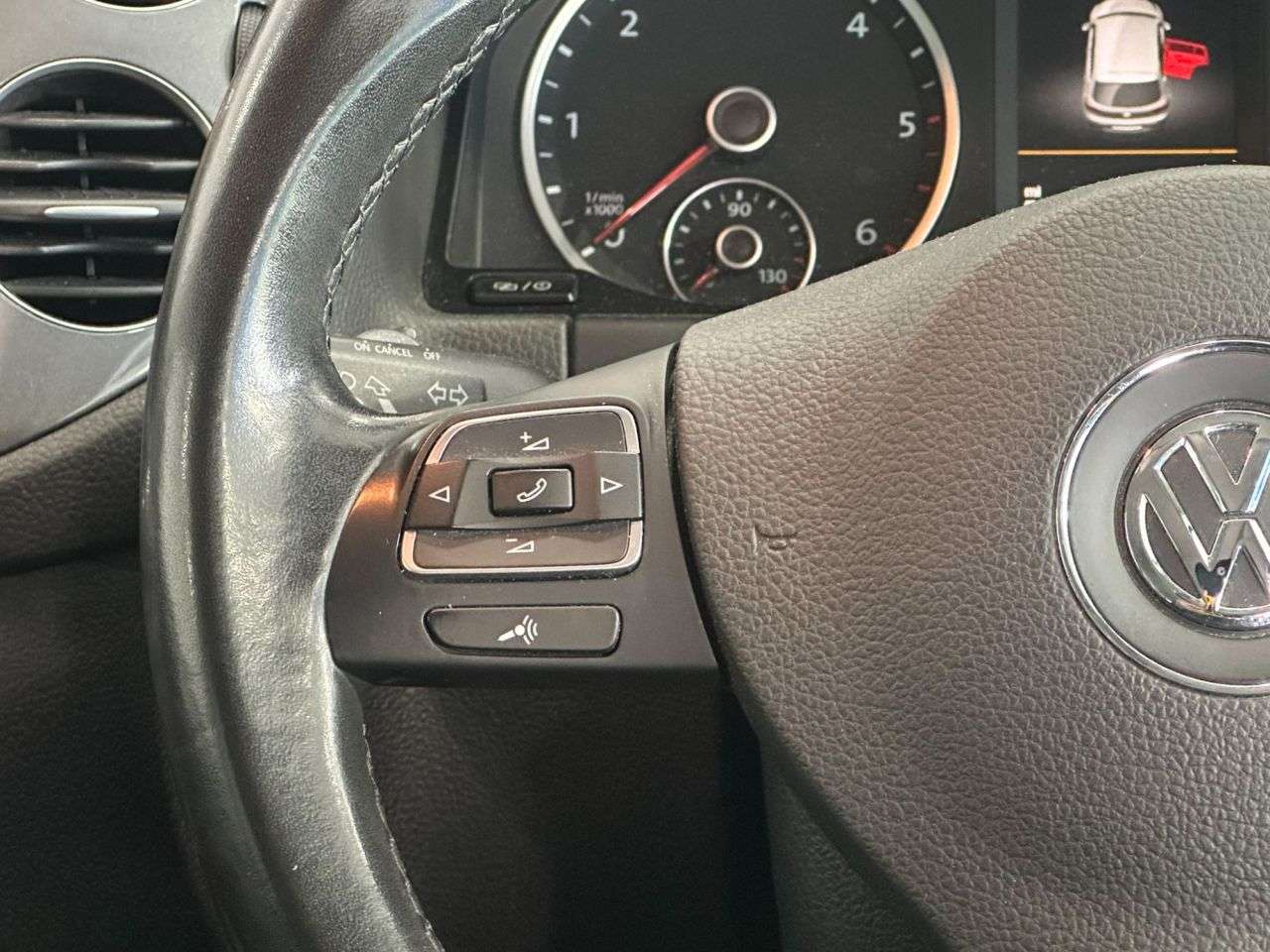 2016 VOLKSWAGEN TIGUAN 2016 VOLKSWAGEN TIGUAN