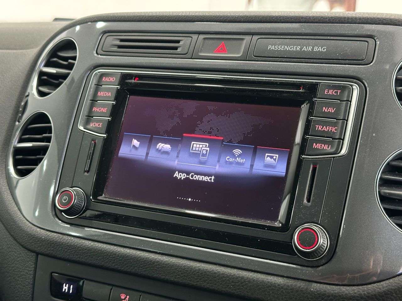 2016 VOLKSWAGEN TIGUAN 2016 VOLKSWAGEN TIGUAN