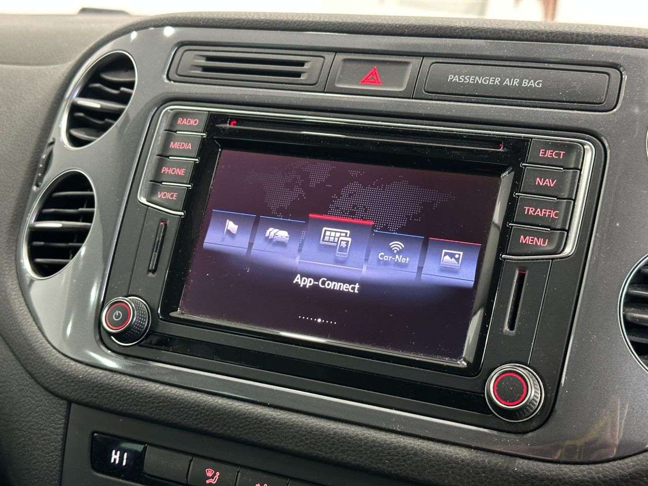 2016 VOLKSWAGEN TIGUAN 2016 VOLKSWAGEN TIGUAN