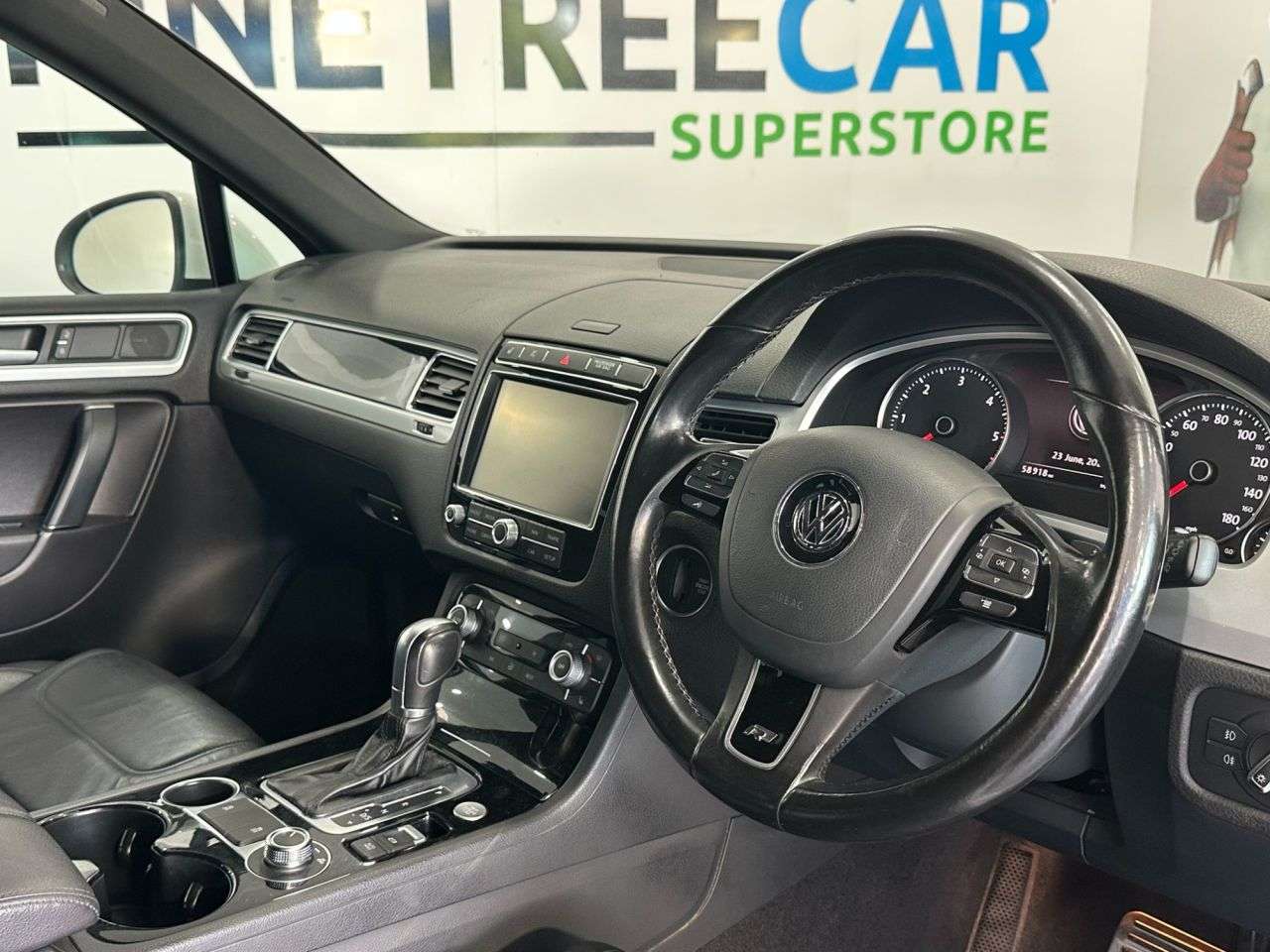2017 VOLKSWAGEN TOUAREG 2017 VOLKSWAGEN TOUAREG