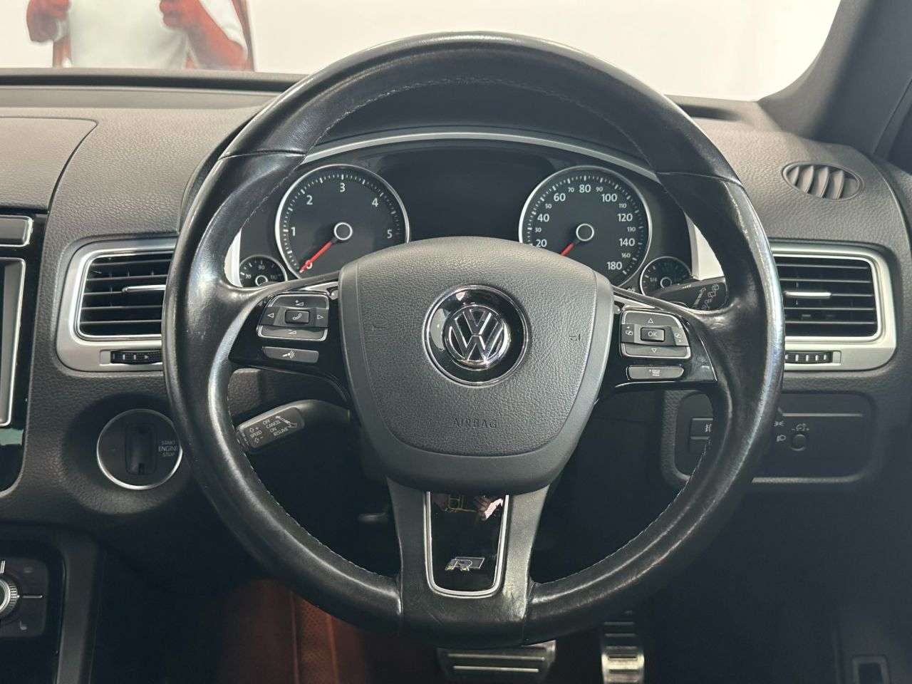 2017 VOLKSWAGEN TOUAREG 2017 VOLKSWAGEN TOUAREG