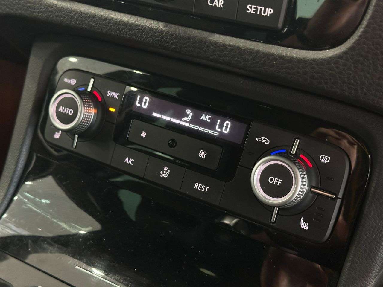 2017 VOLKSWAGEN TOUAREG 2017 VOLKSWAGEN TOUAREG
