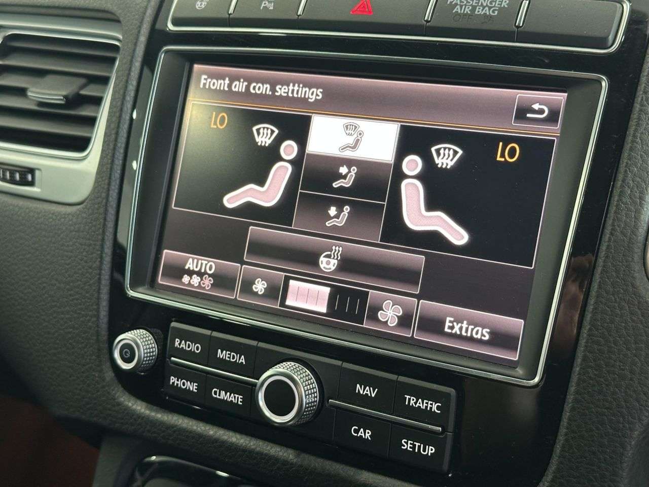 2017 VOLKSWAGEN TOUAREG 2017 VOLKSWAGEN TOUAREG