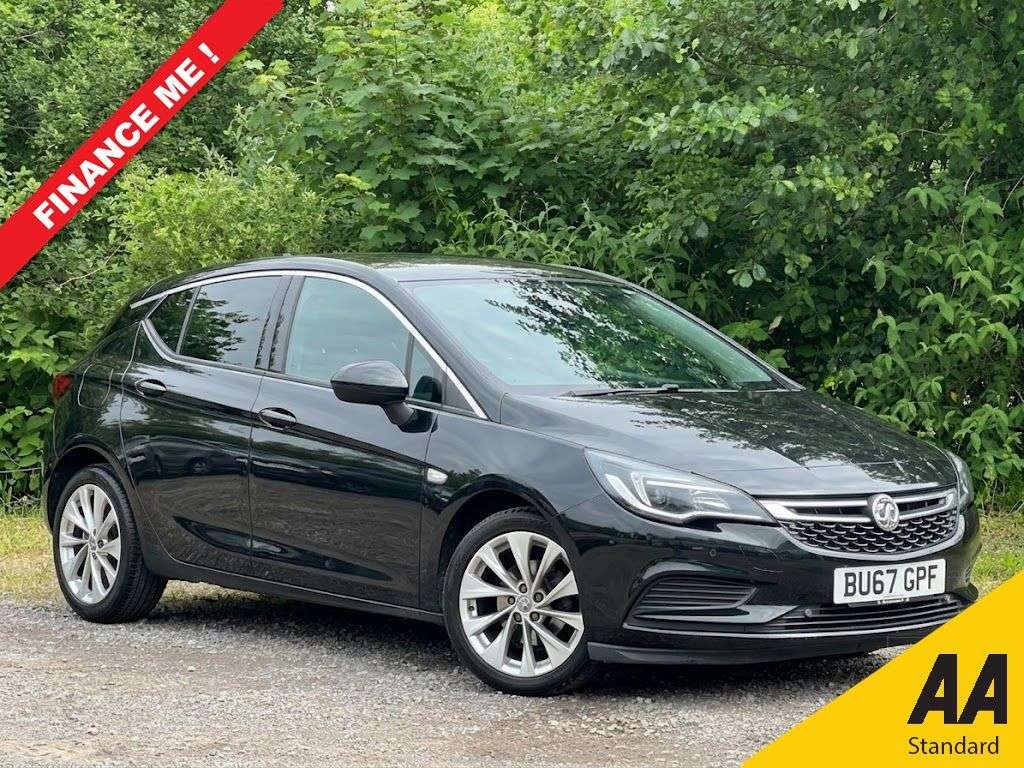 A 2017 VAUXHALL ASTRA 1.0i Turbo ecoTEC Design Hatchback 5dr Petrol Manual Euro 6 (s/s) (105 ps) A 2017 VAUXHALL ASTRA 1.0i Turbo ecoTEC Design Hatchback 5dr Petrol Manual Euro 6 (s/s) (105 ps)