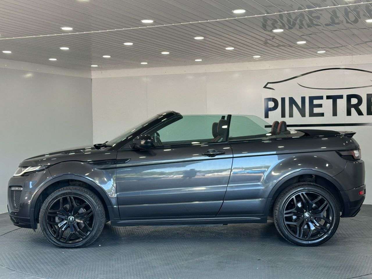 2017 LAND ROVER RANGE ROVER EVOQUE 2017 LAND ROVER RANGE ROVER EVOQUE