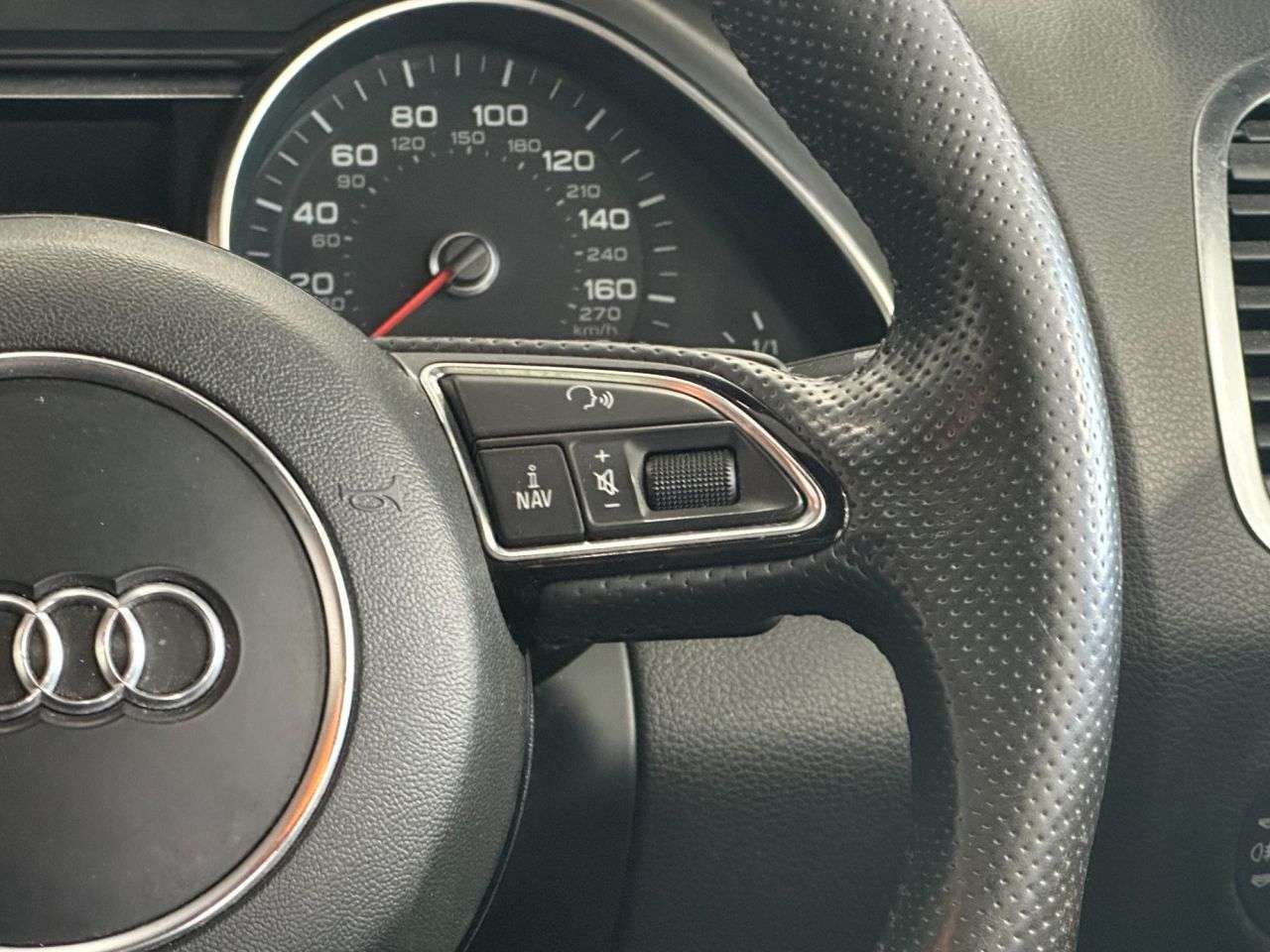 2013 AUDI Q7 2013 AUDI Q7