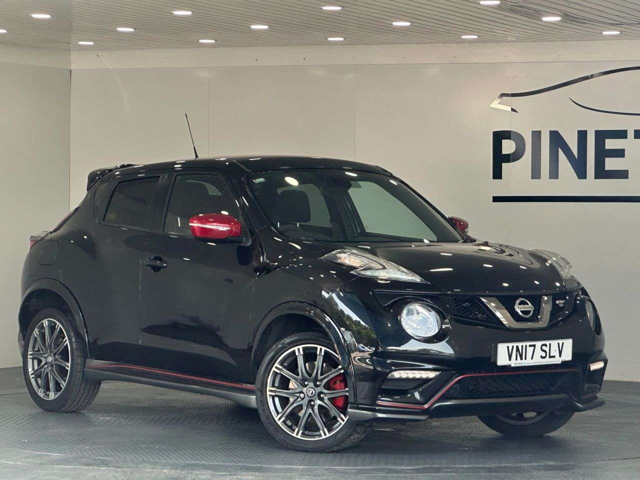 A 2017 NISSAN JUKE 1.6 DIG-T Nismo RS SUV 5dr Petrol Manual Euro 6 (218 ps) A 2017 NISSAN JUKE 1.6 DIG-T Nismo RS SUV 5dr Petrol Manual Euro 6 (218 ps)