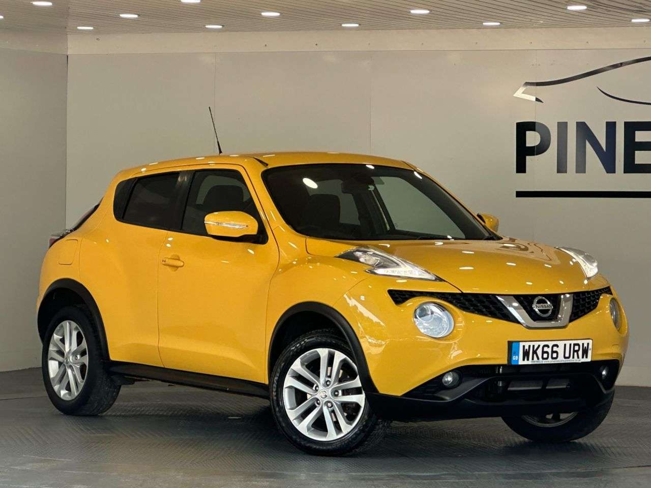 A 2016 NISSAN JUKE 1.5 dCi N-Connecta SUV 5dr Diesel Manual Euro 6 (s/s) (110 ps) A 2016 NISSAN JUKE 1.5 dCi N-Connecta SUV 5dr Diesel Manual Euro 6 (s/s) (110 ps)