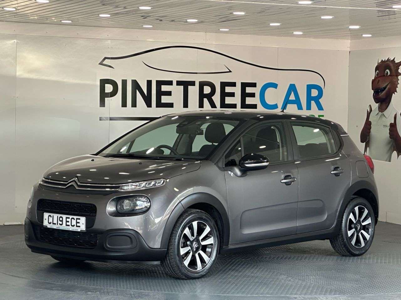 A 2019 CITROEN C3 1.2 PureTech Feel Hatchback 5dr Petrol Manual Euro 6 (s/s) (83 ps) A 2019 CITROEN C3 1.2 PureTech Feel Hatchback 5dr Petrol Manual Euro 6 (s/s) (83 ps)