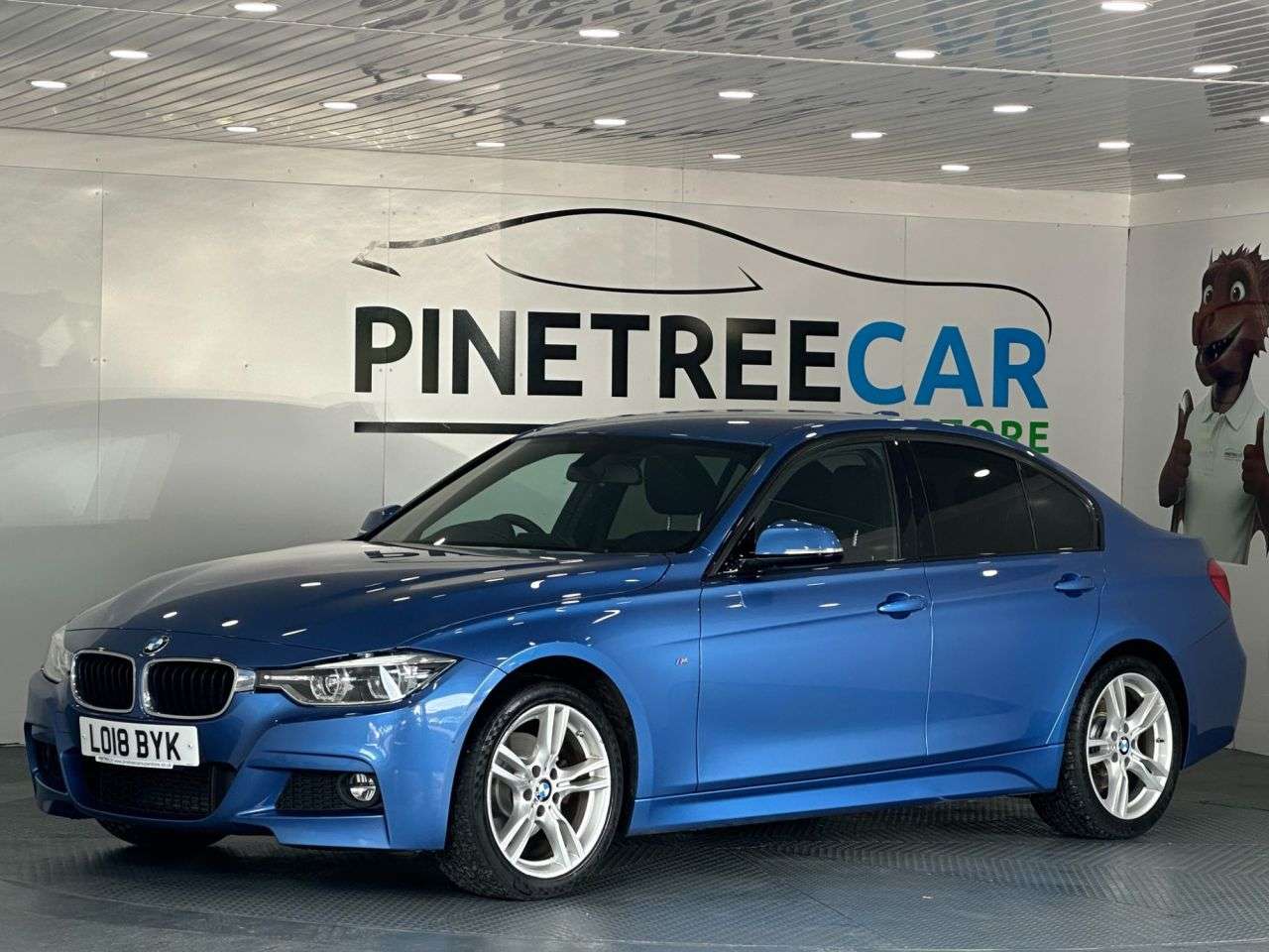 A 2018 BMW 3 SERIES 2.0 320d M Sport Saloon 4dr Diesel Auto Euro 6 (s/s) (190 ps) A 2018 BMW 3 SERIES 2.0 320d M Sport Saloon 4dr Diesel Auto Euro 6 (s/s) (190 ps)