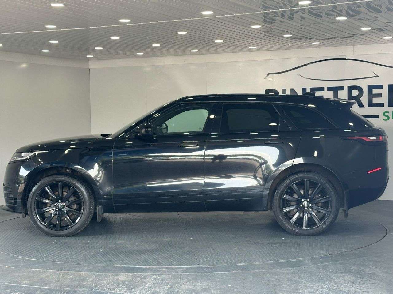 2020 LAND ROVER RANGE ROVER VELAR 2020 LAND ROVER RANGE ROVER VELAR