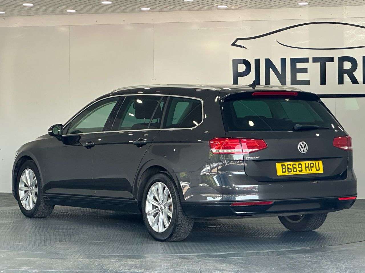 2019 VOLKSWAGEN PASSAT 2019 VOLKSWAGEN PASSAT