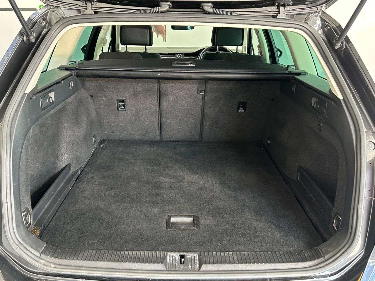 2019 VOLKSWAGEN PASSAT 2019 VOLKSWAGEN PASSAT