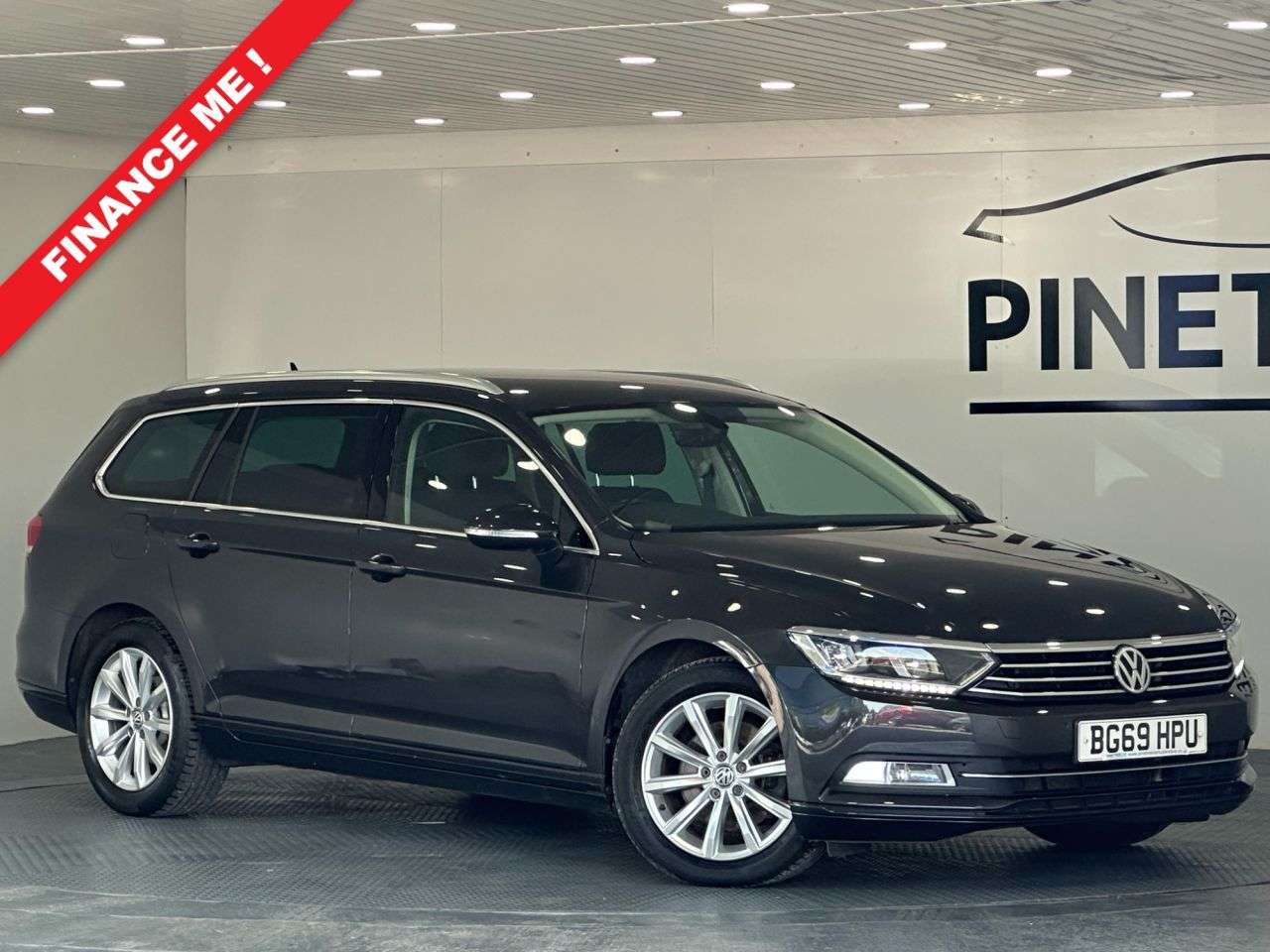 A 2019 VOLKSWAGEN PASSAT 2.0 TDI SE Business Estate 5dr Diesel Manual Euro 6 (s/s) (150 ps) A 2019 VOLKSWAGEN PASSAT 2.0 TDI SE Business Estate 5dr Diesel Manual Euro 6 (s/s) (150 ps)